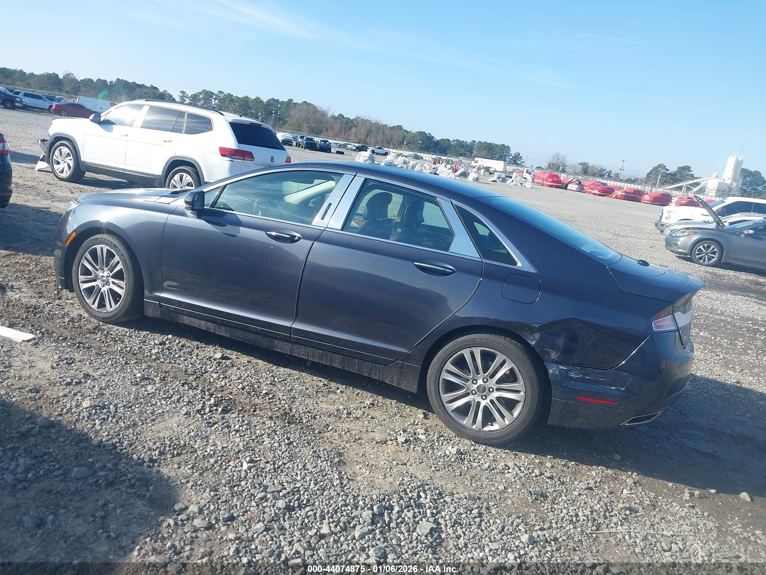 LINCOLN MKZ image 3