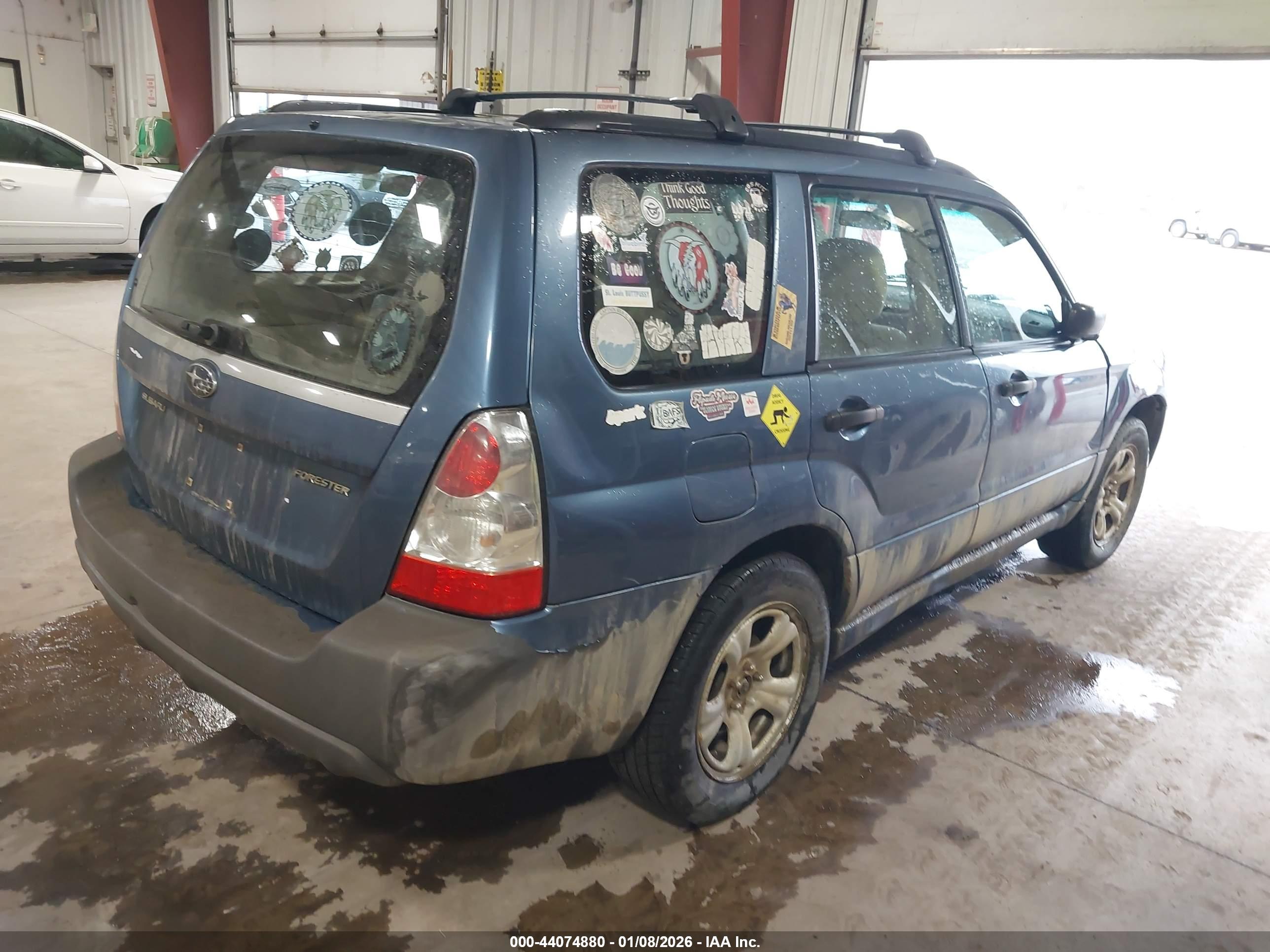 SUBARU FORESTER image 4