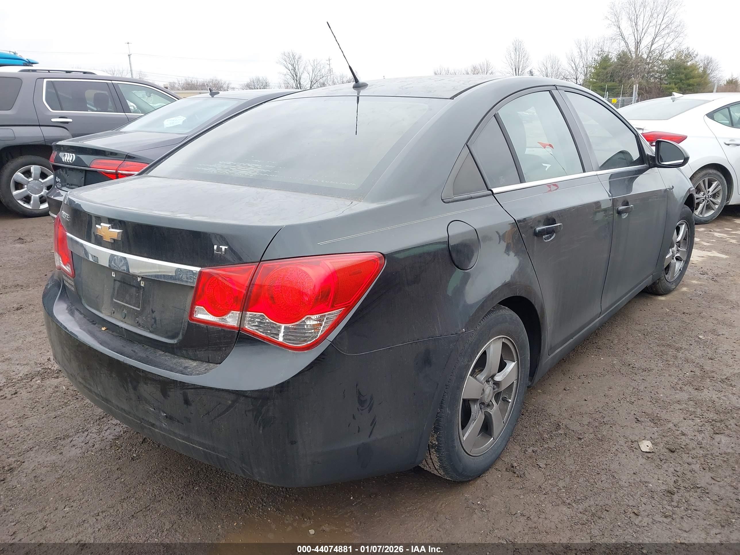 CHEVROLET CRUZE image 4