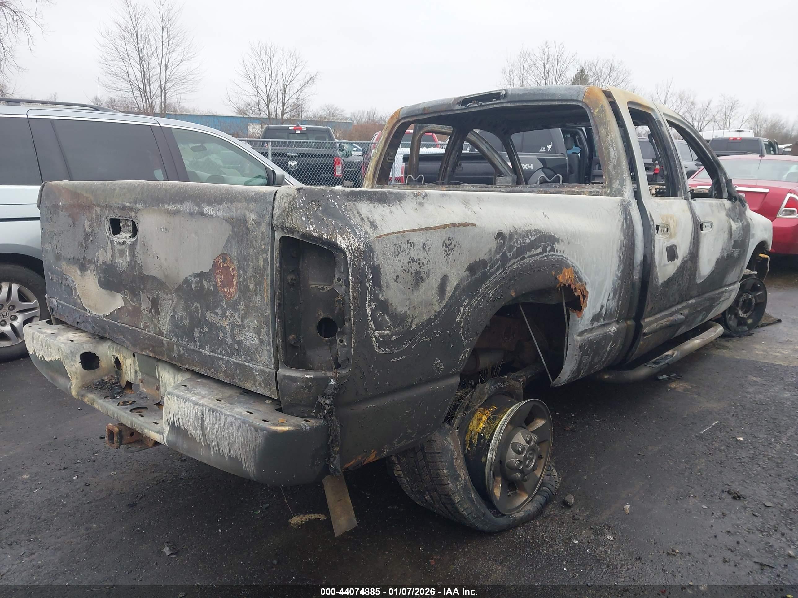 DODGE RAM image 4