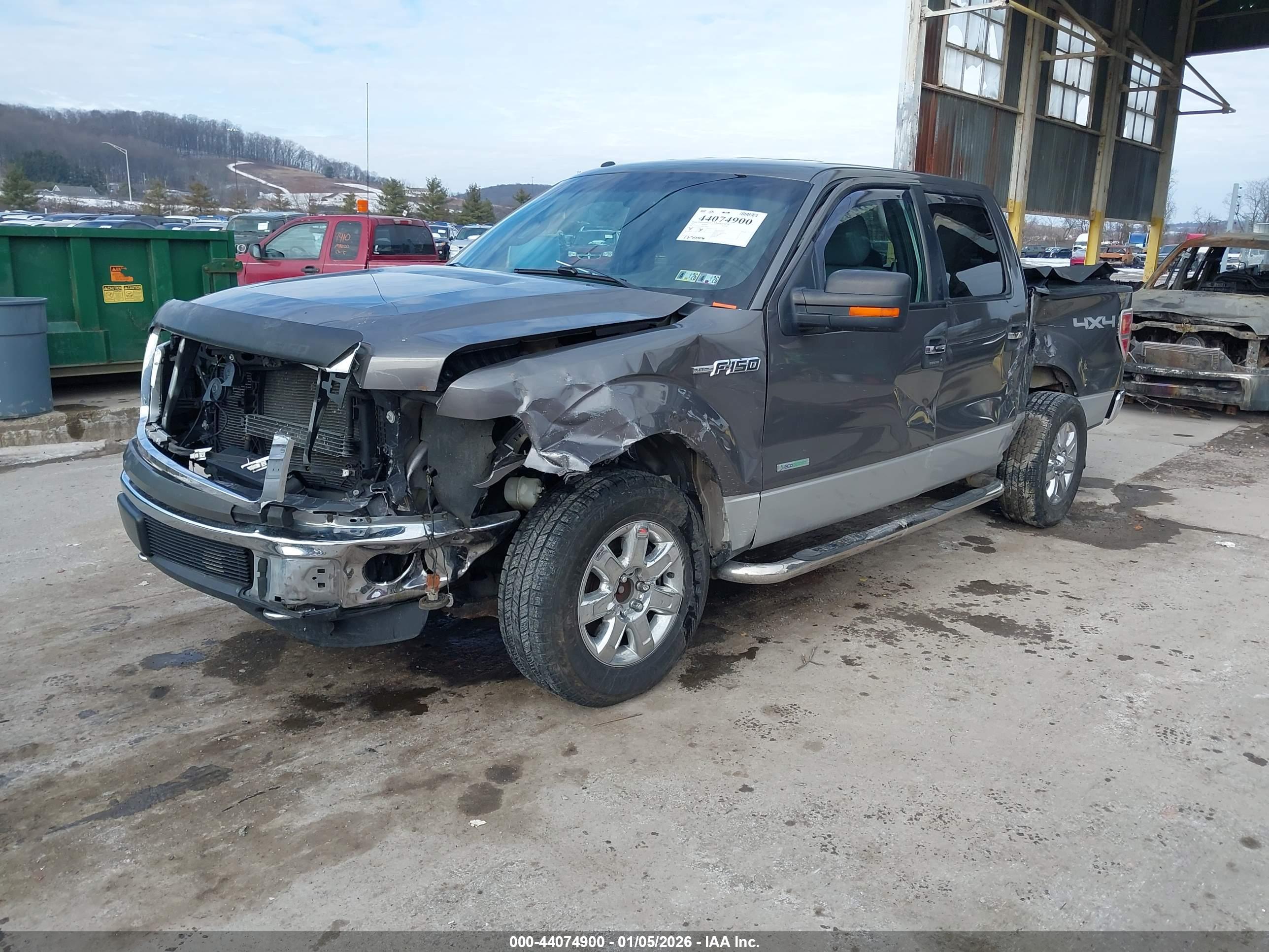 FORD F-150 image 2