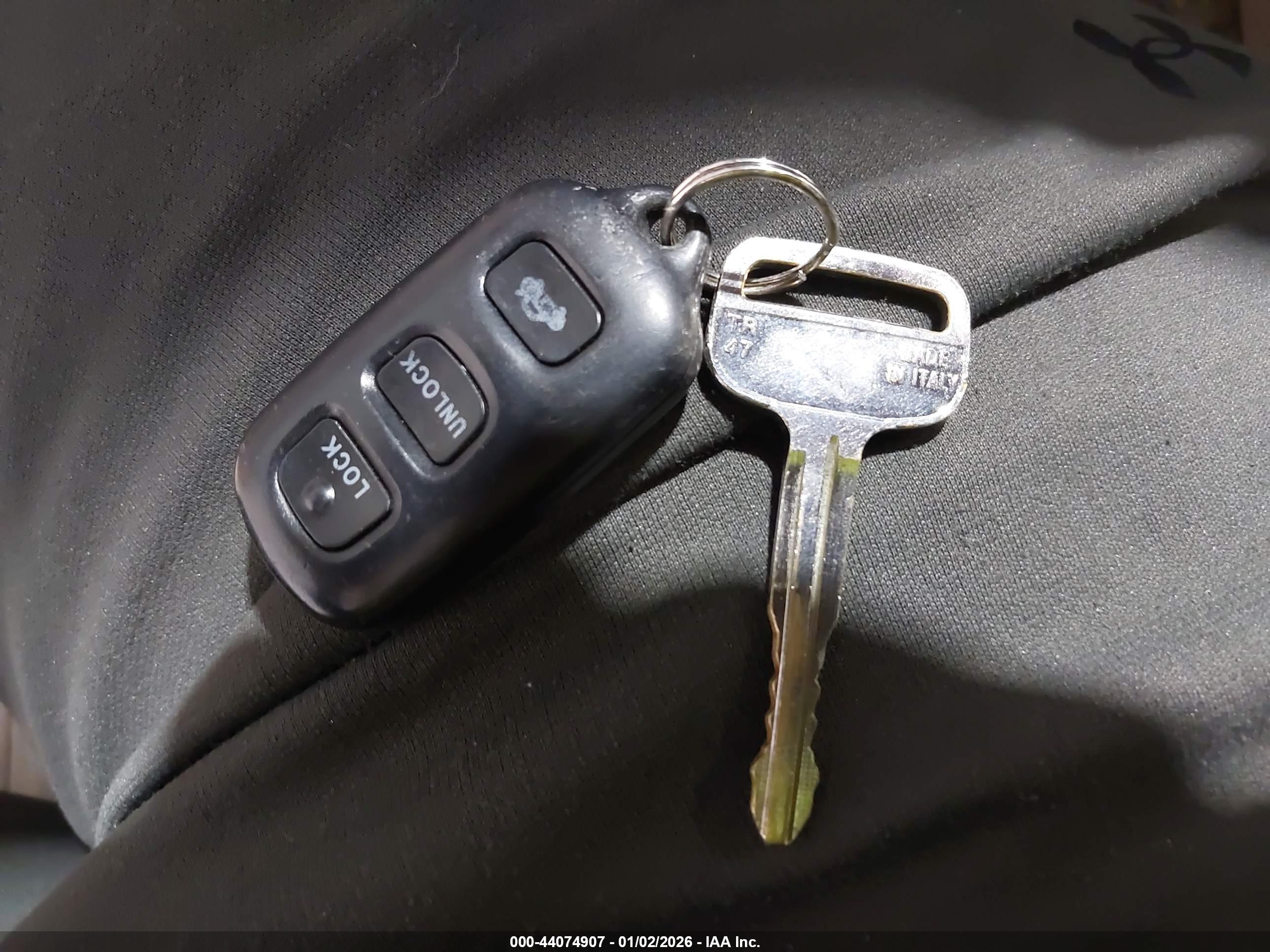 TOYOTA CAMRY image 11