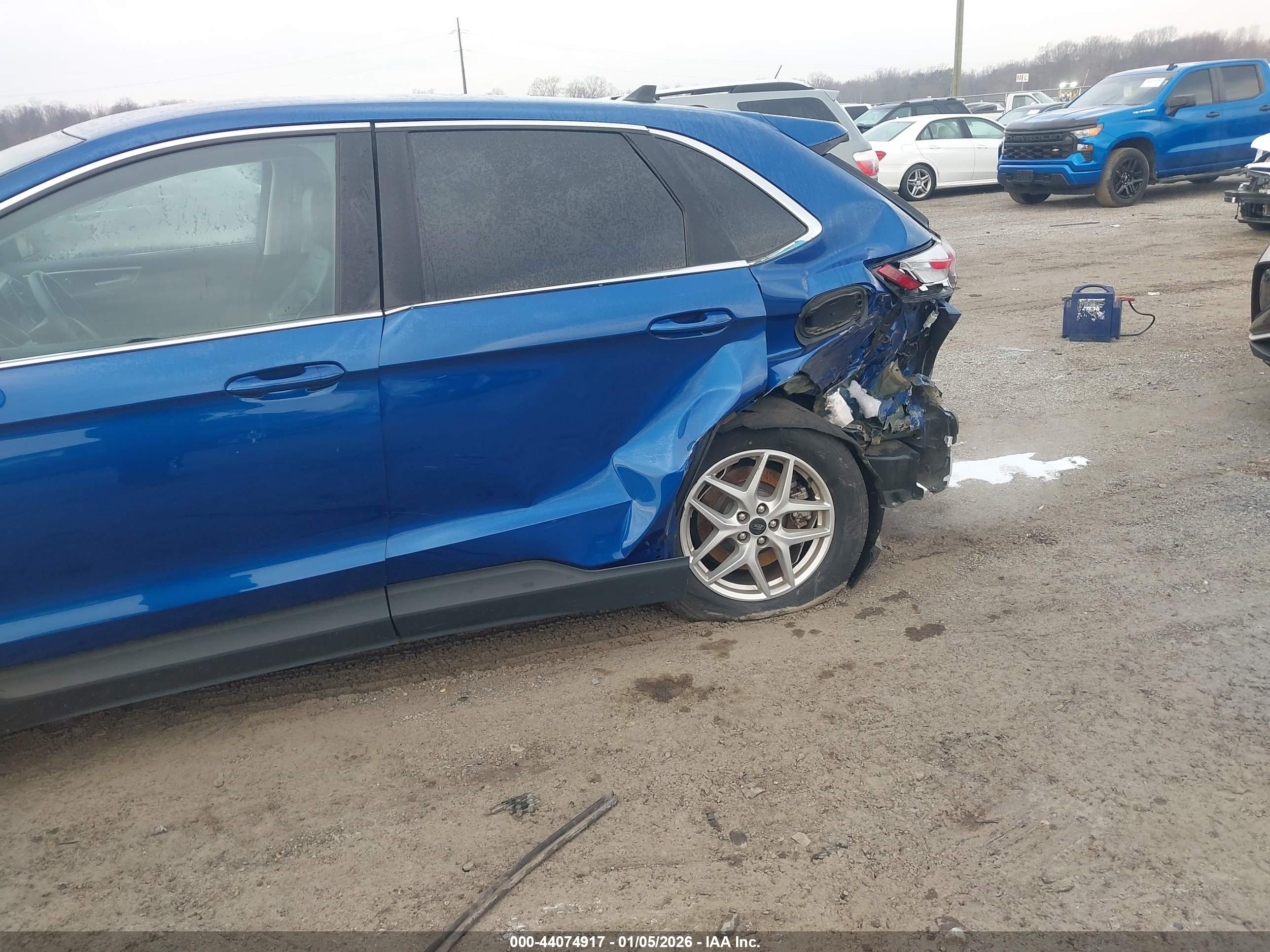 FORD EDGE image 6