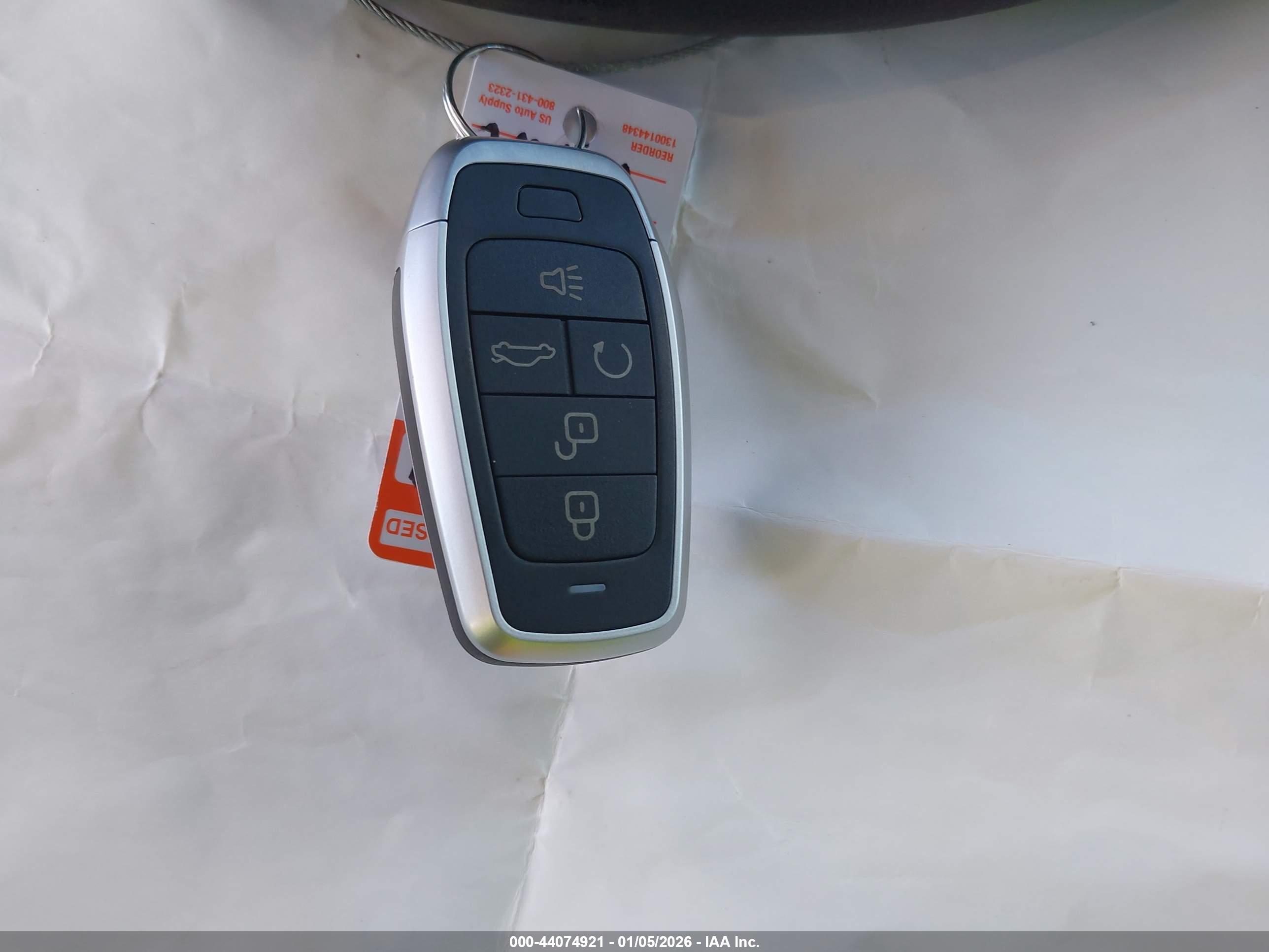 FORD ESCAPE image 11