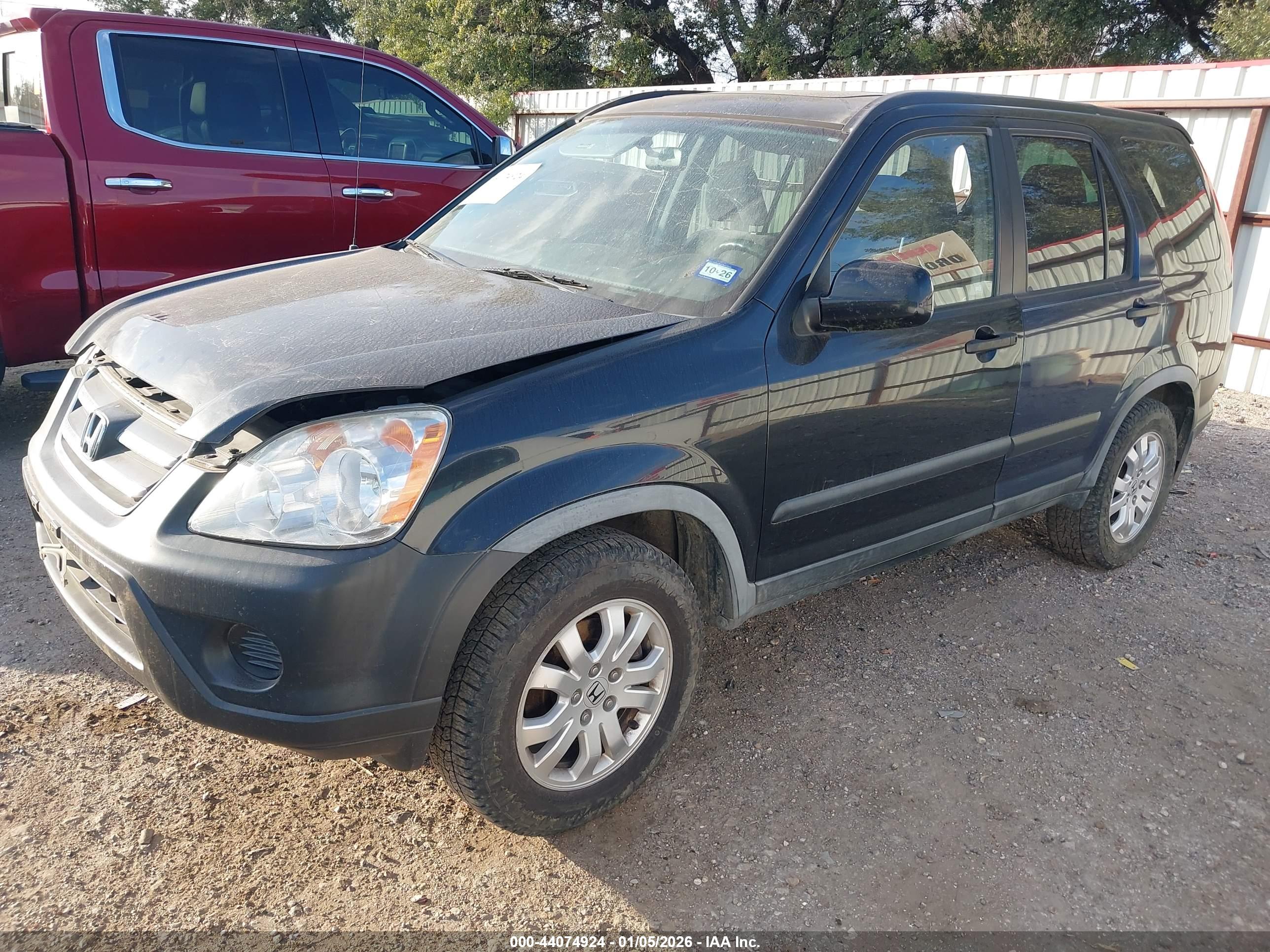 HONDA CR-V image 2