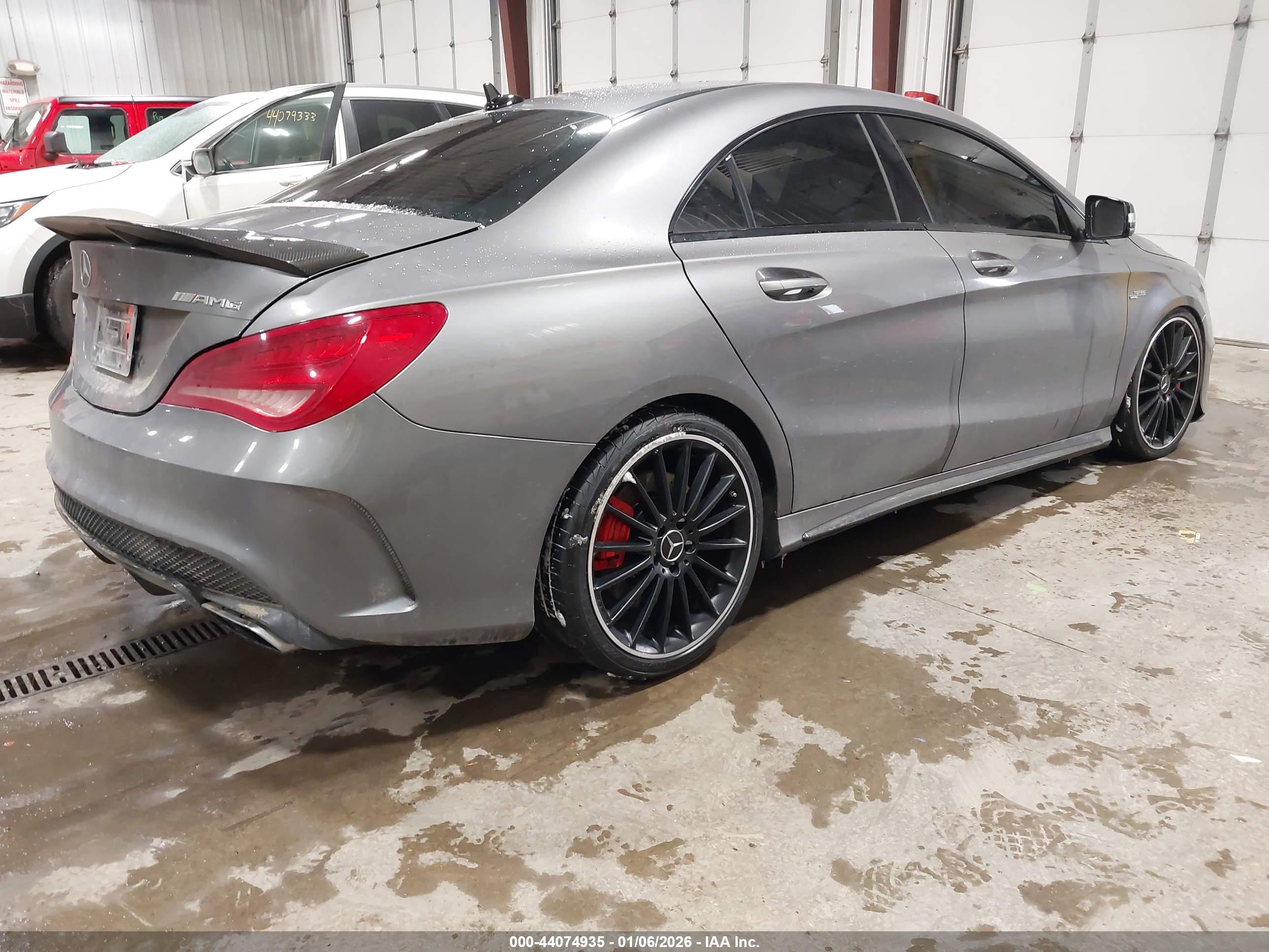 MERCEDES-BENZ CLA image 4
