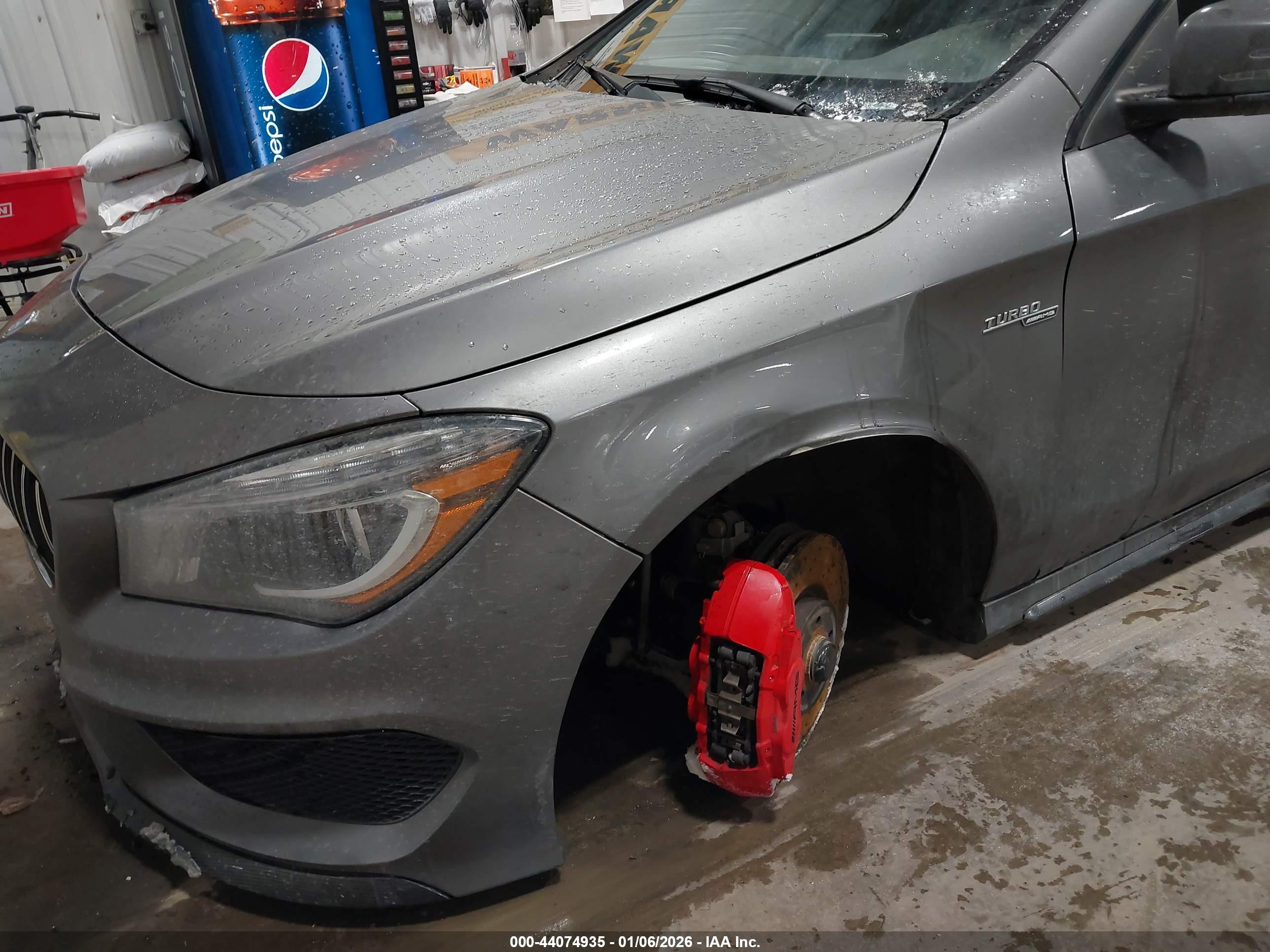 MERCEDES-BENZ CLA image 6