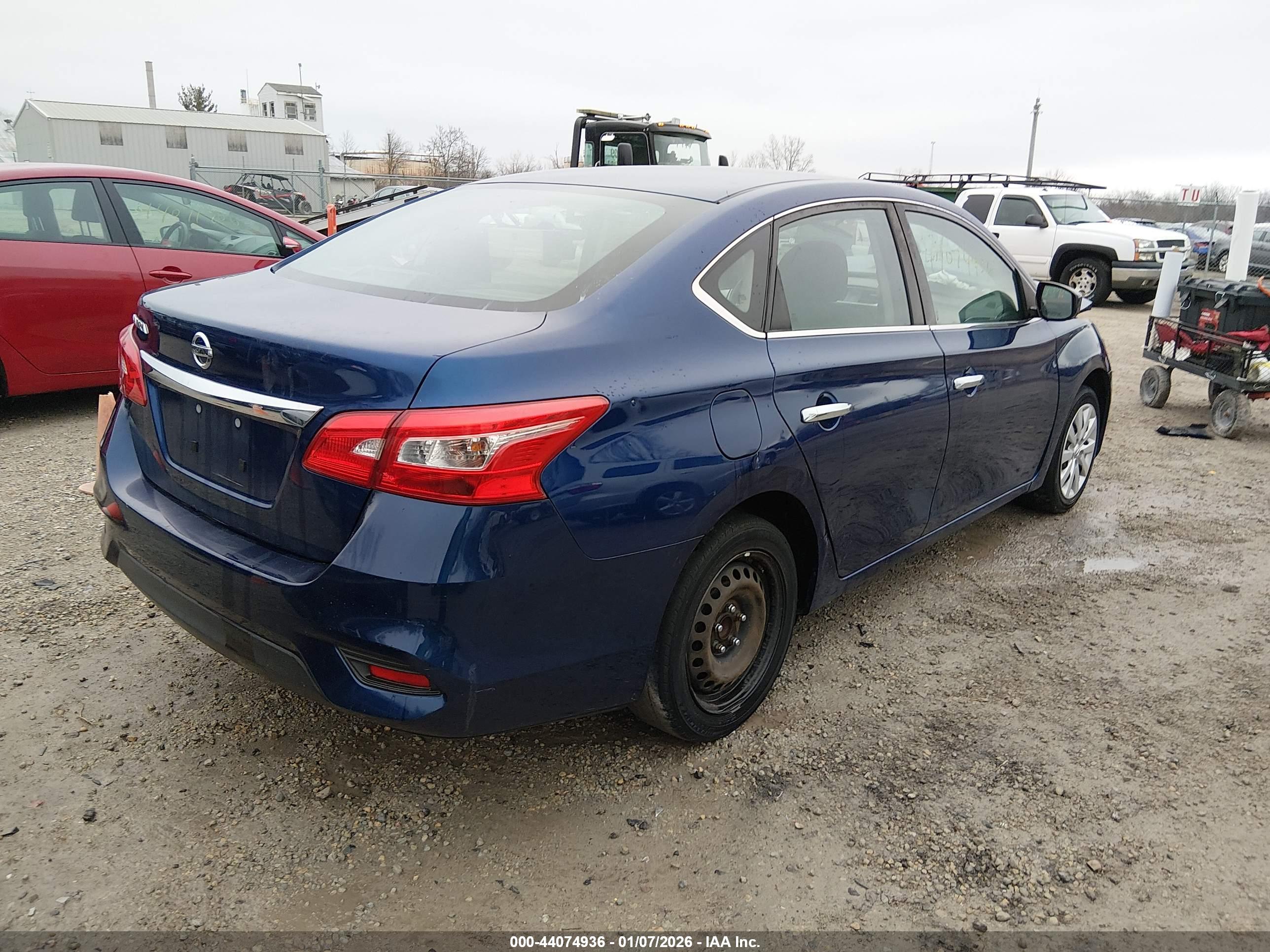 NISSAN SENTRA image 4