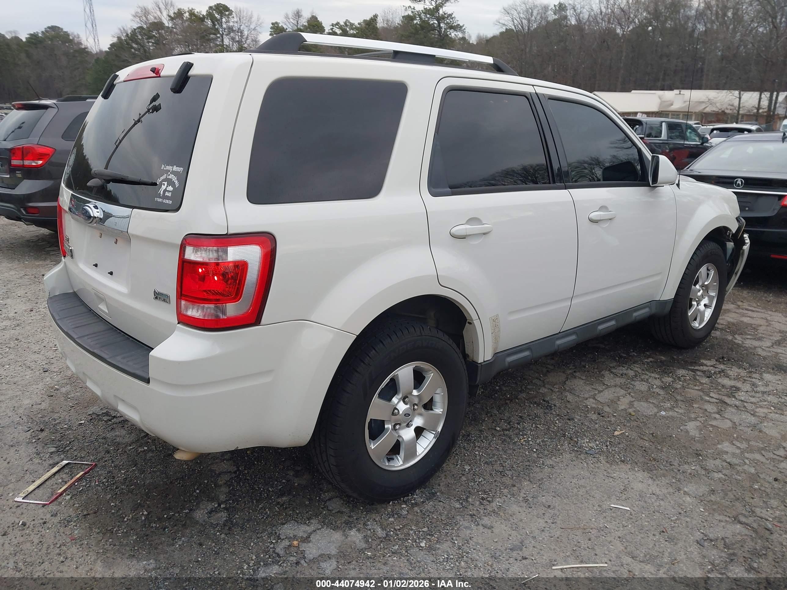 FORD ESCAPE image 4
