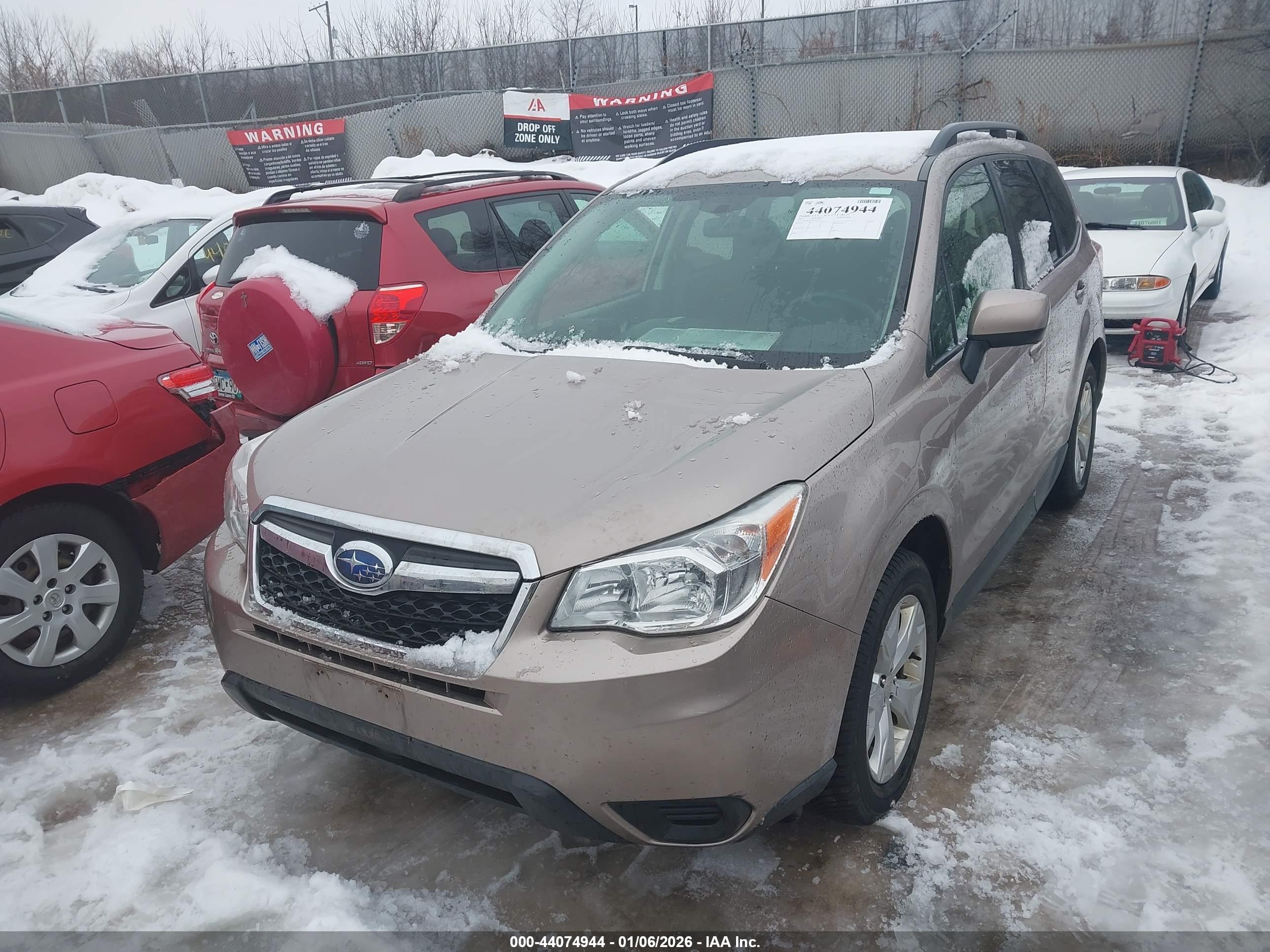 SUBARU FORESTER image 6