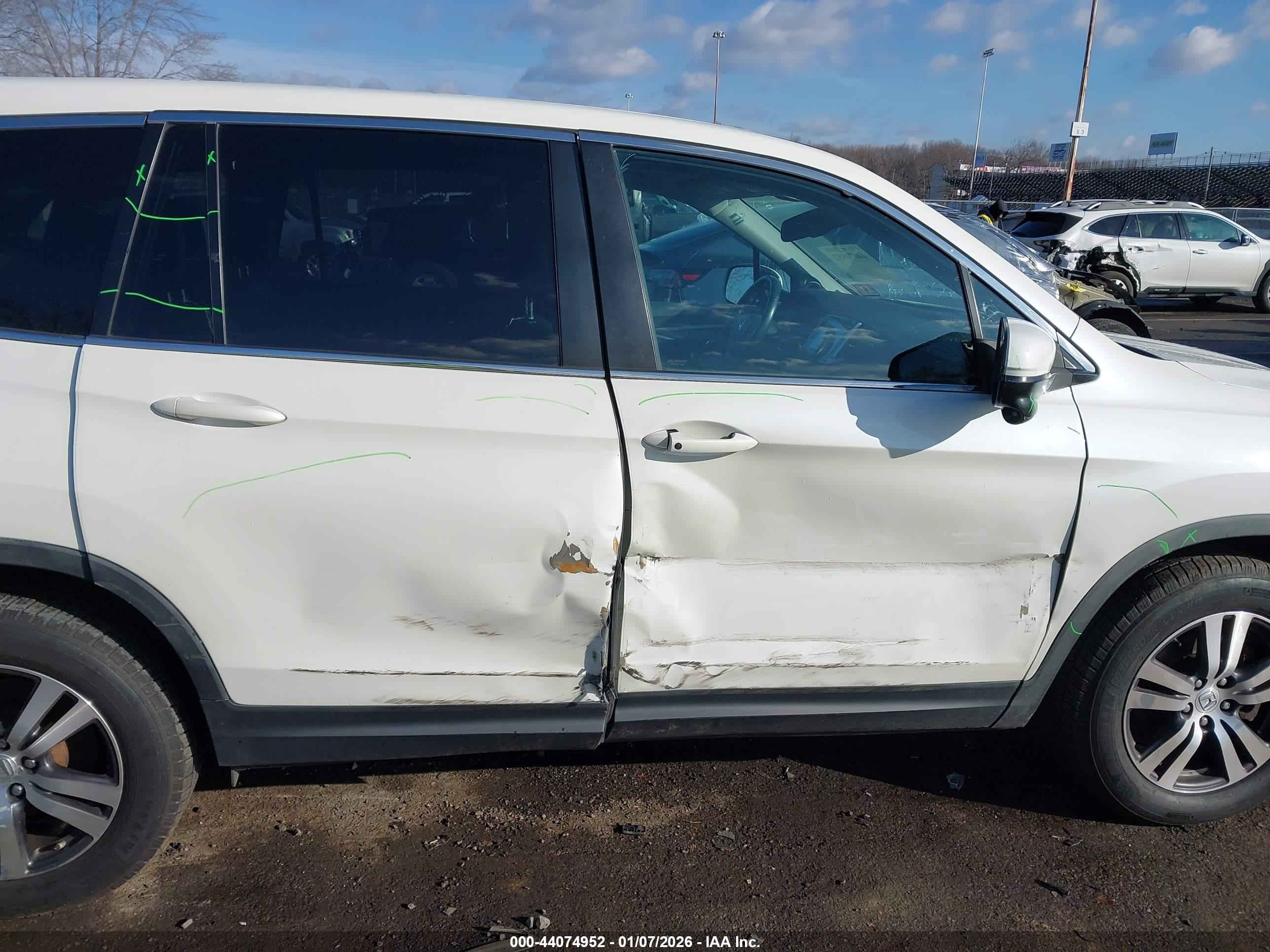 HONDA PILOT image 6