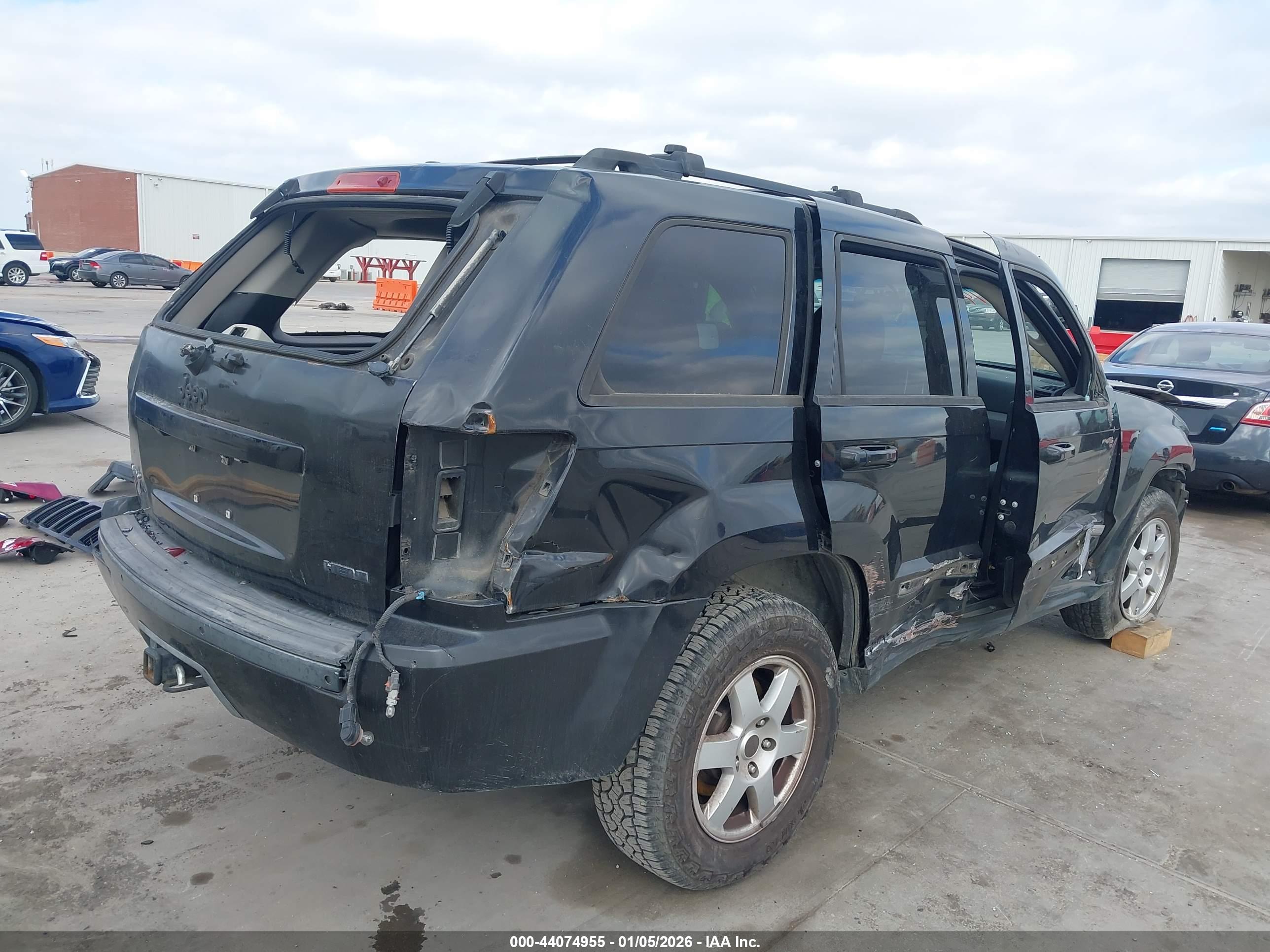 JEEP GRAND image 4