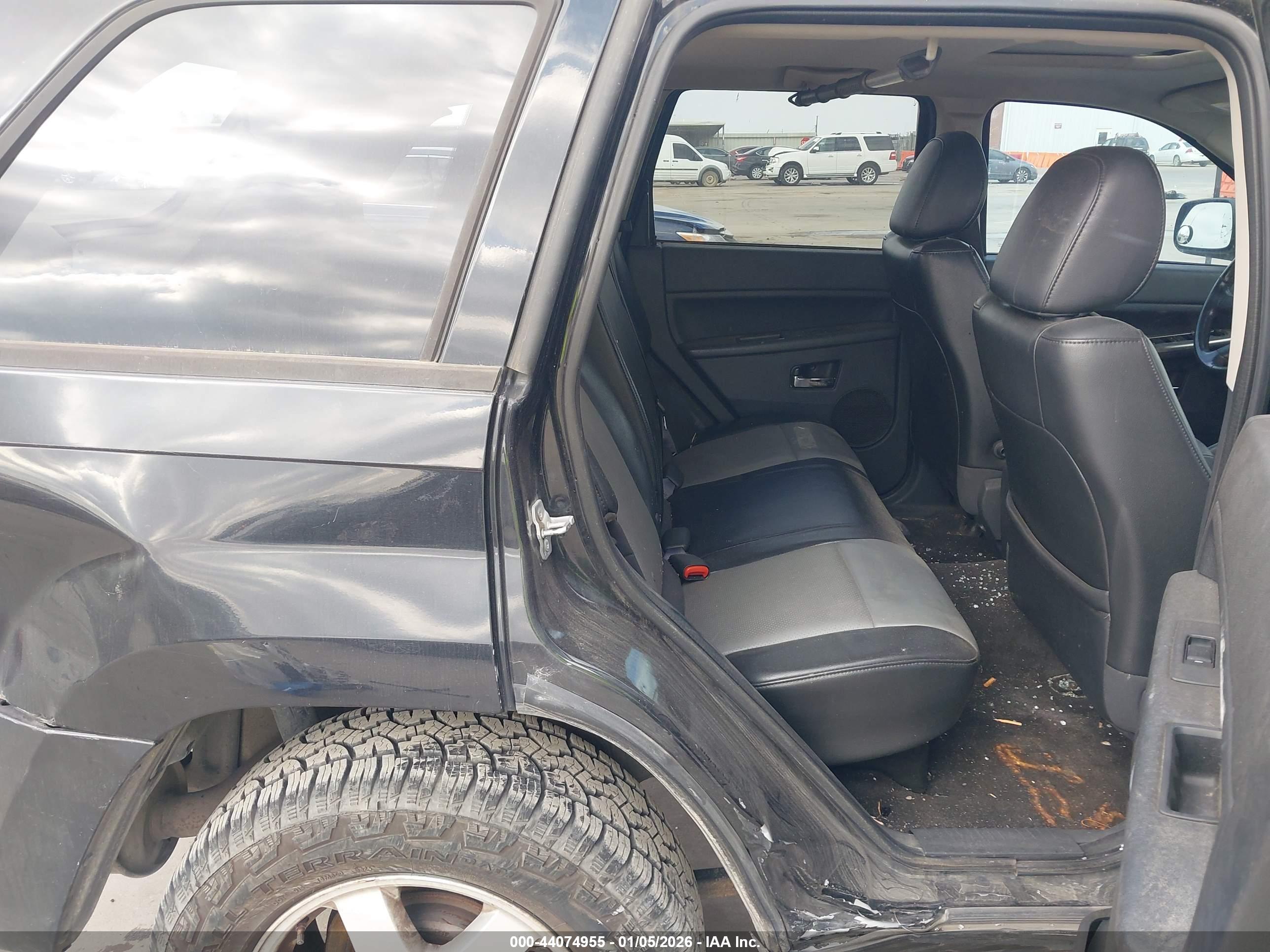 JEEP GRAND image 8