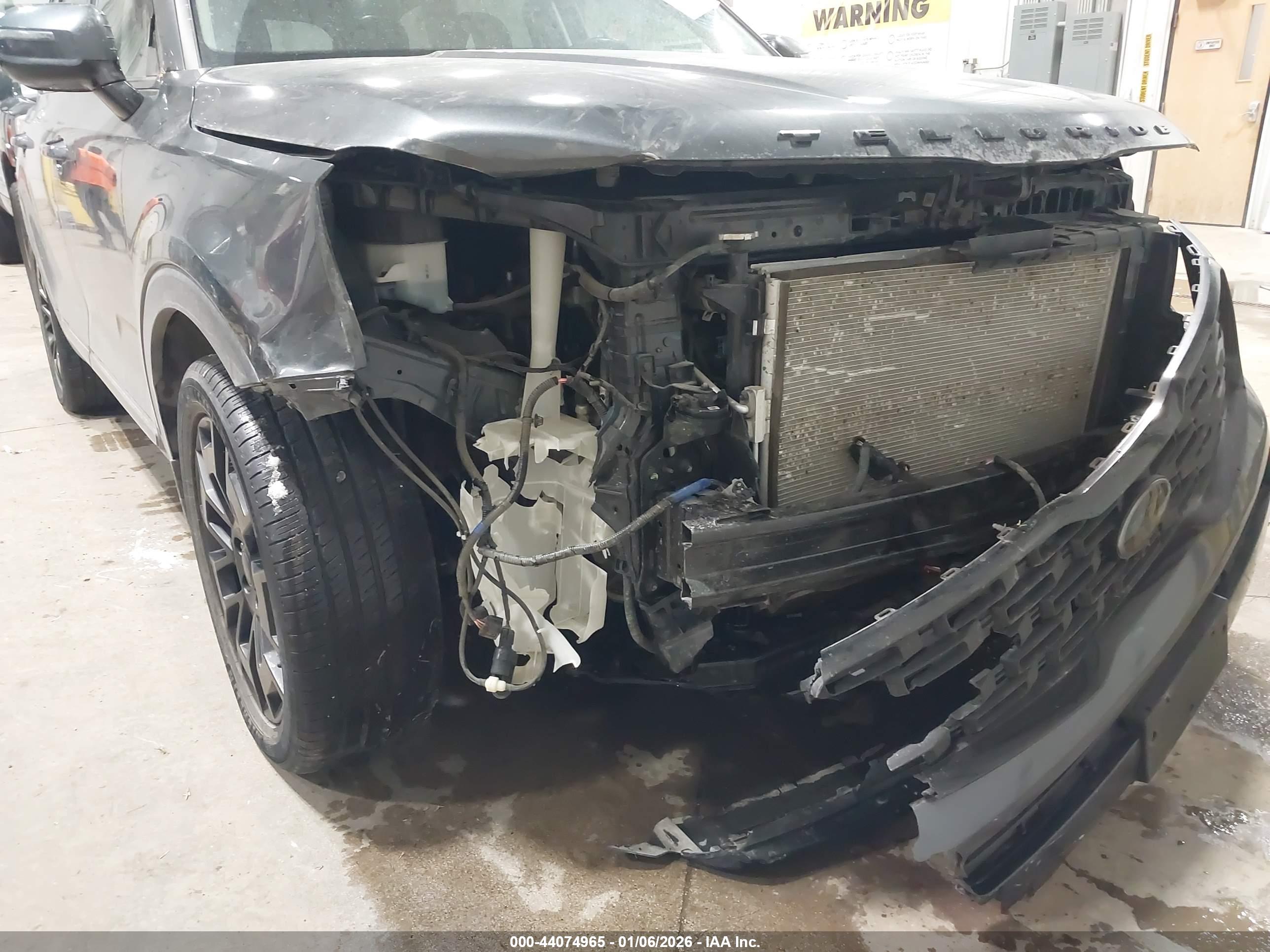 KIA TELLURIDE image 6
