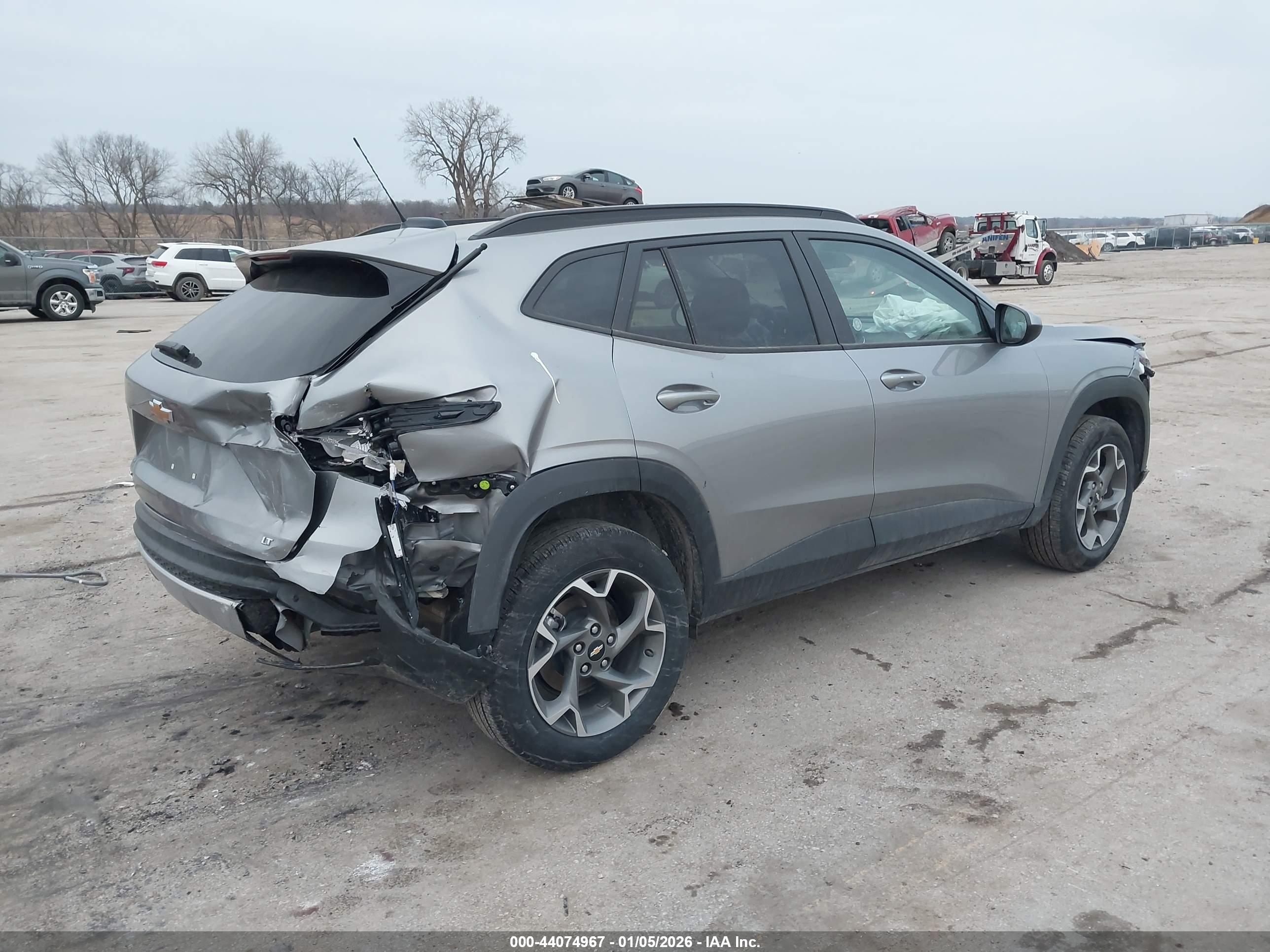 CHEVROLET TRAX image 4