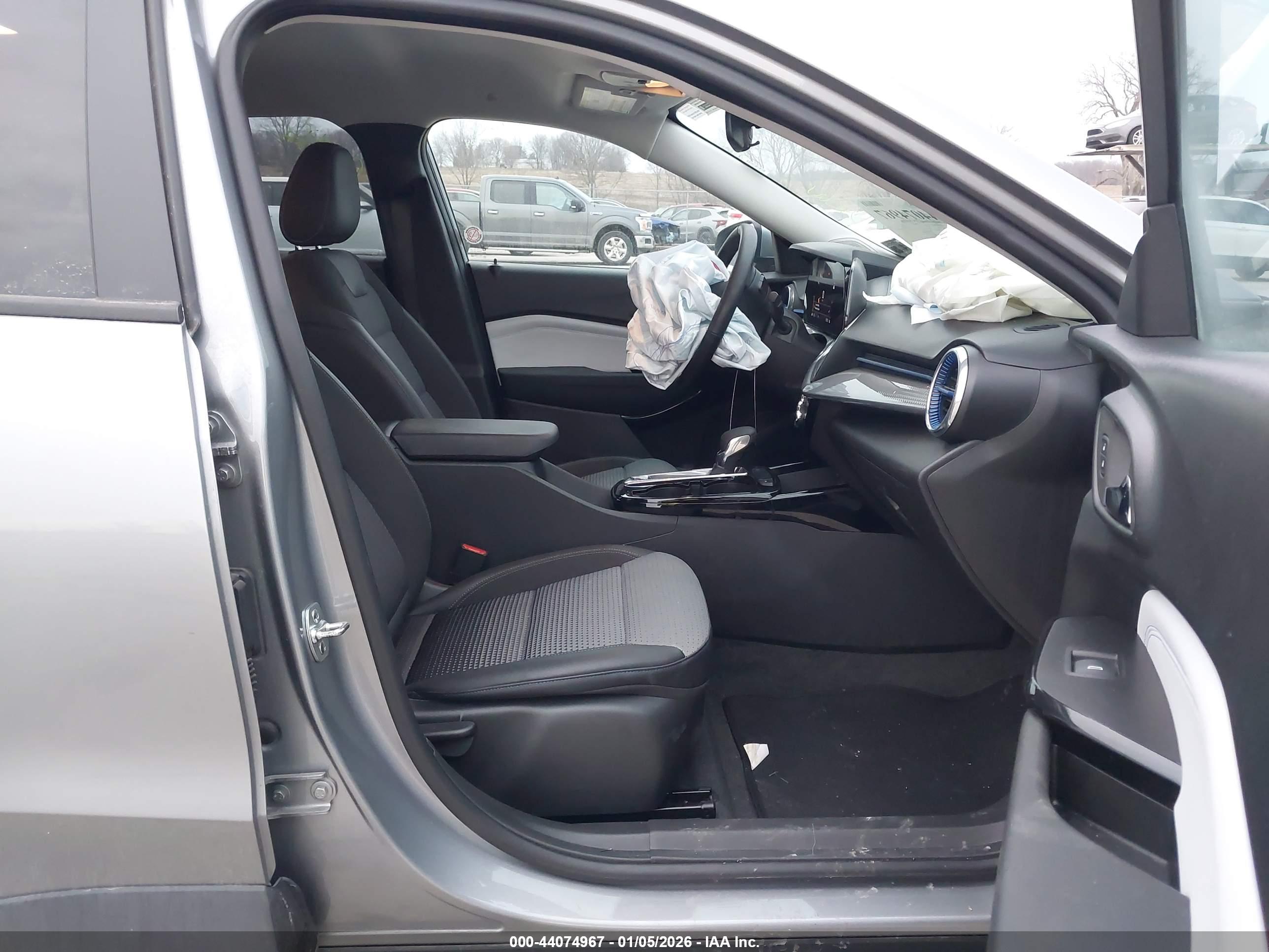 CHEVROLET TRAX image 5