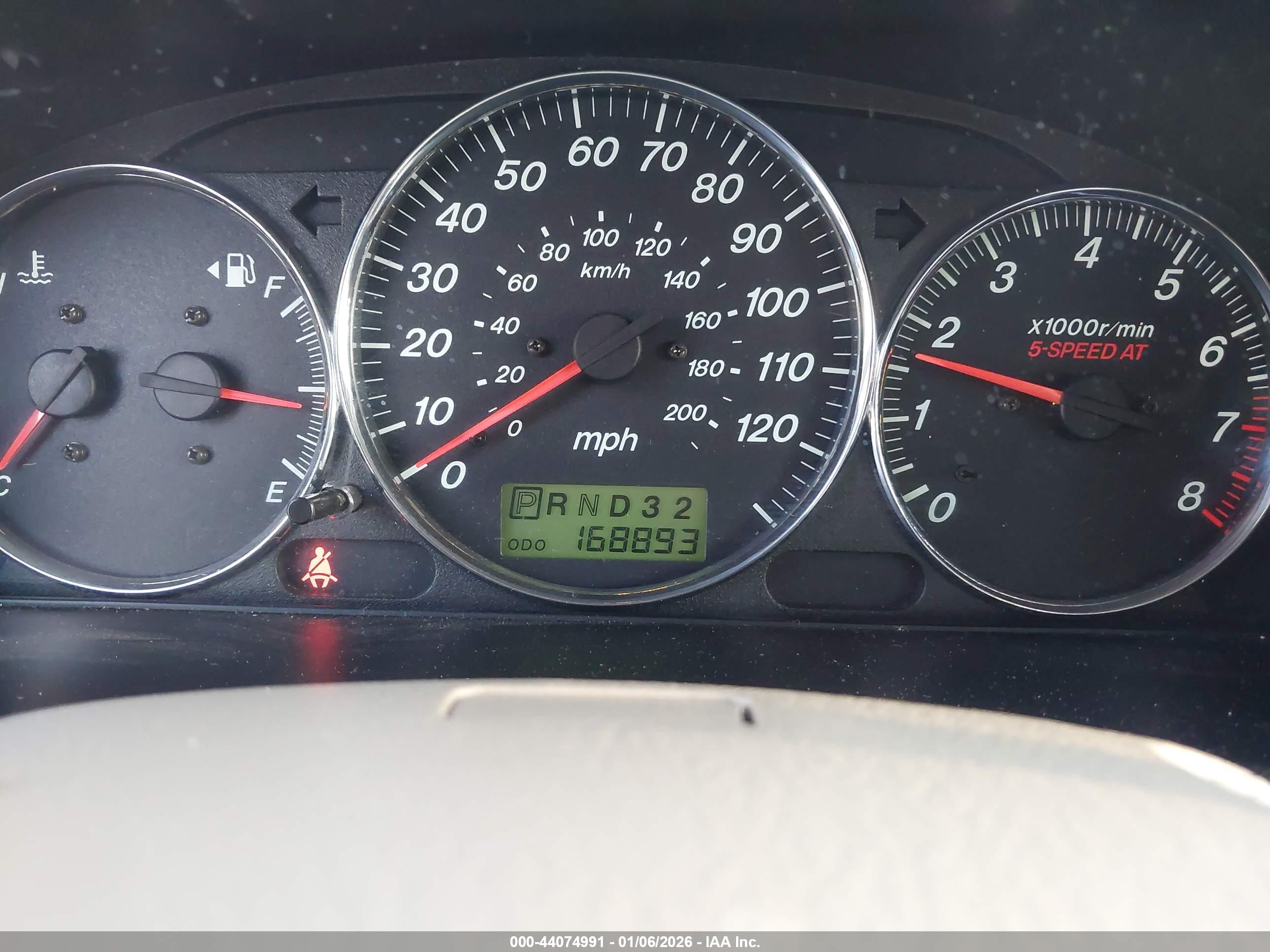 MAZDA MPV image 7