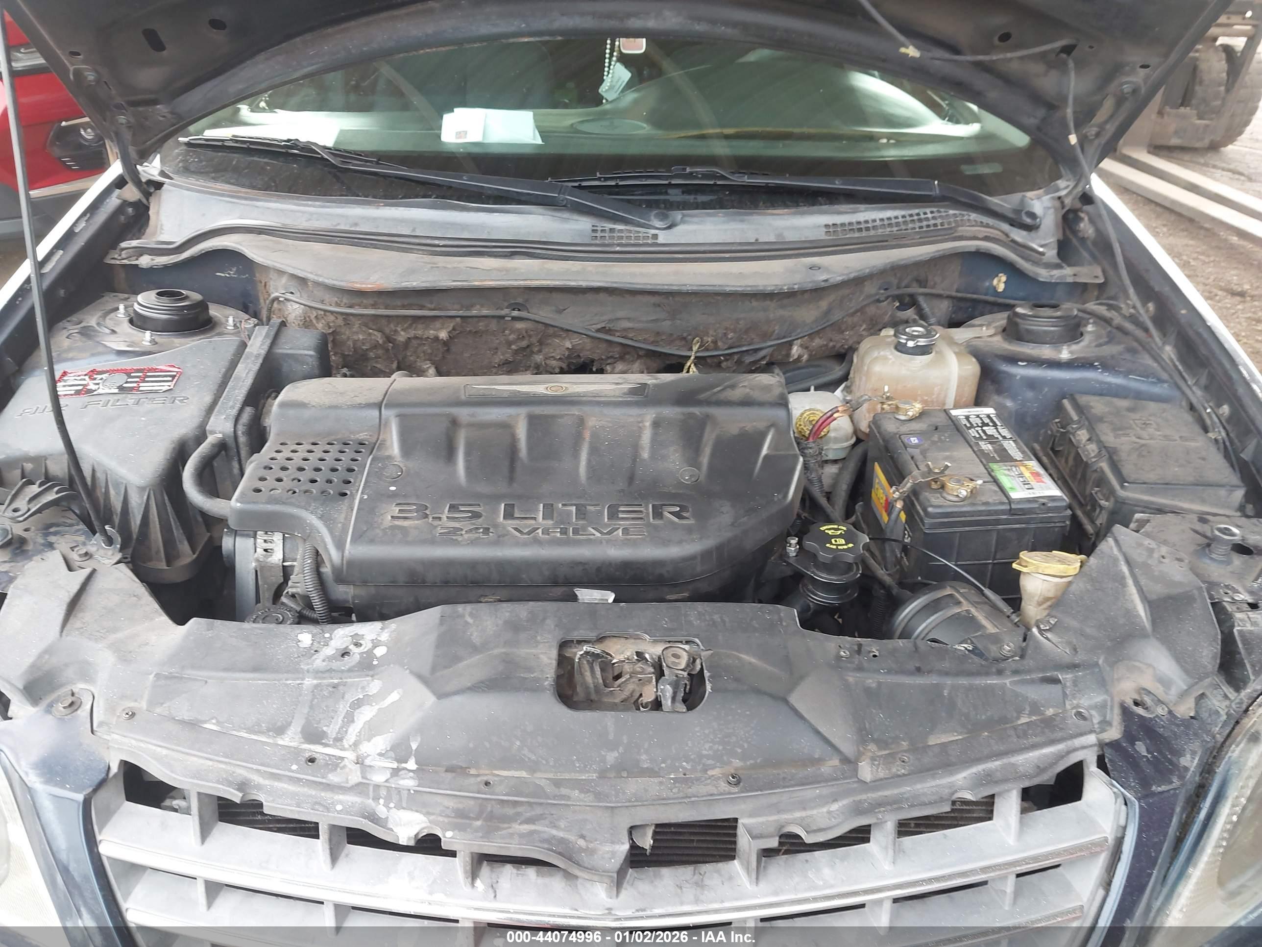 CHRYSLER PACIFICA image 10