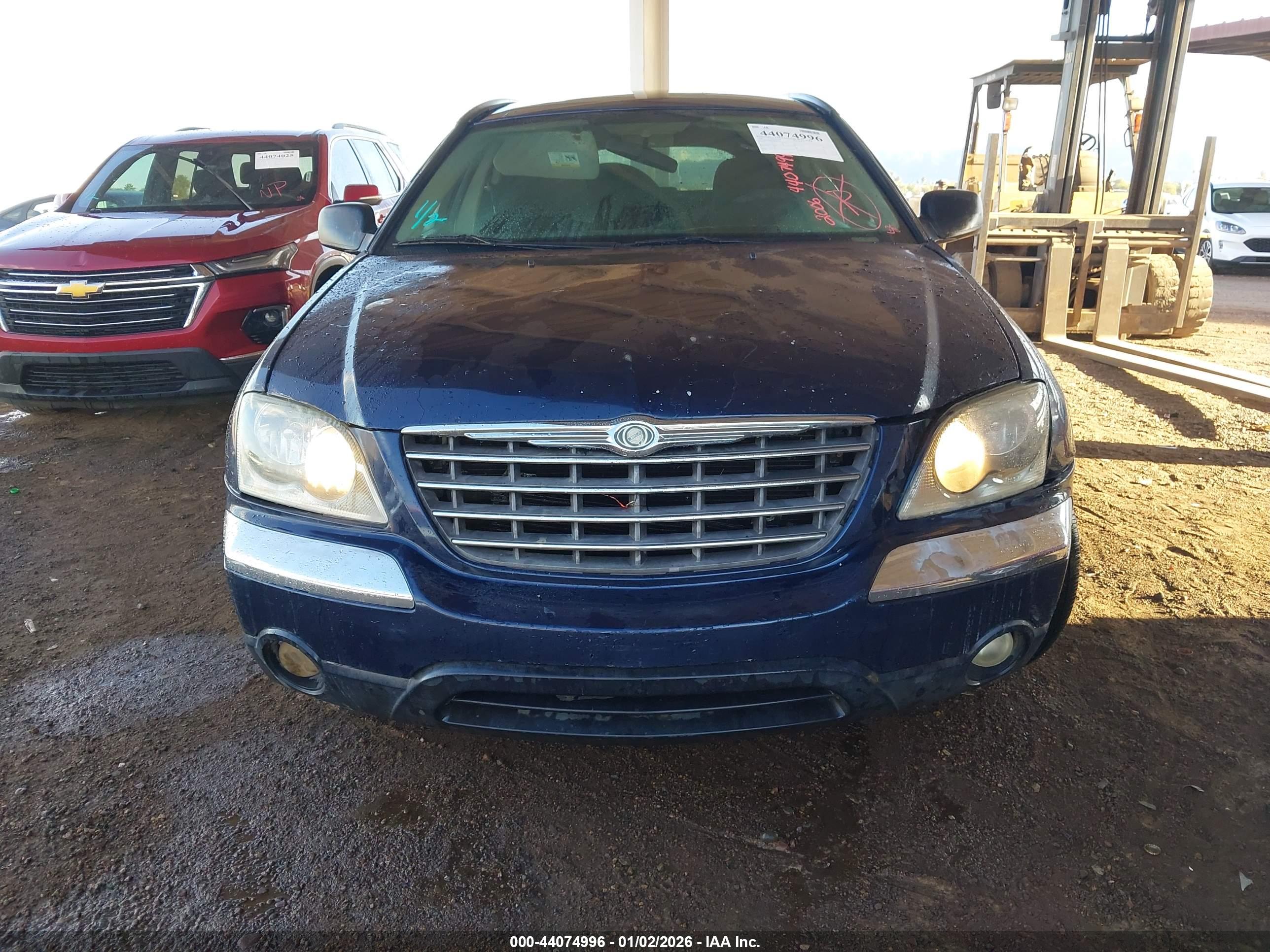 CHRYSLER PACIFICA image 6