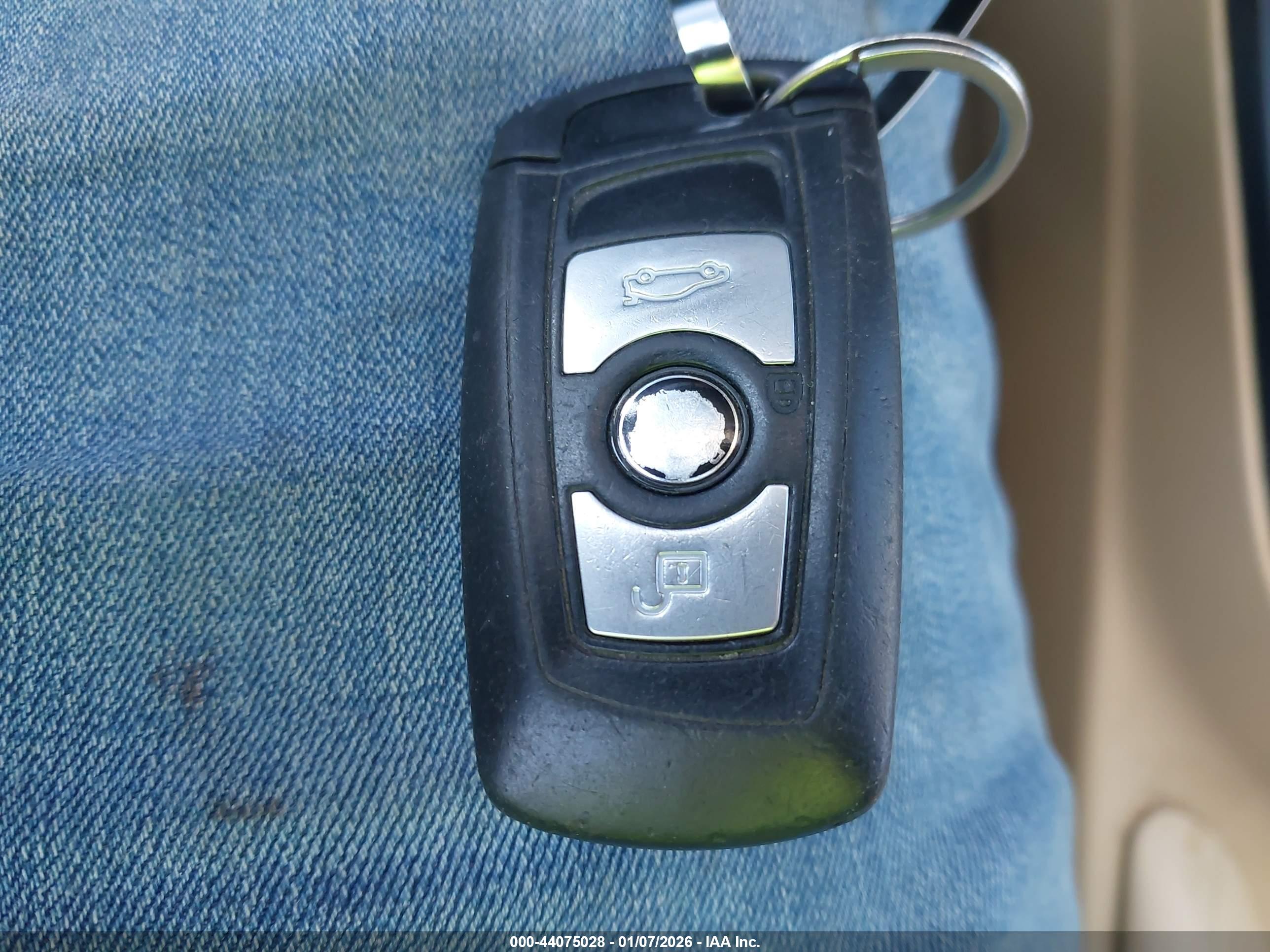 BMW 328I image 11