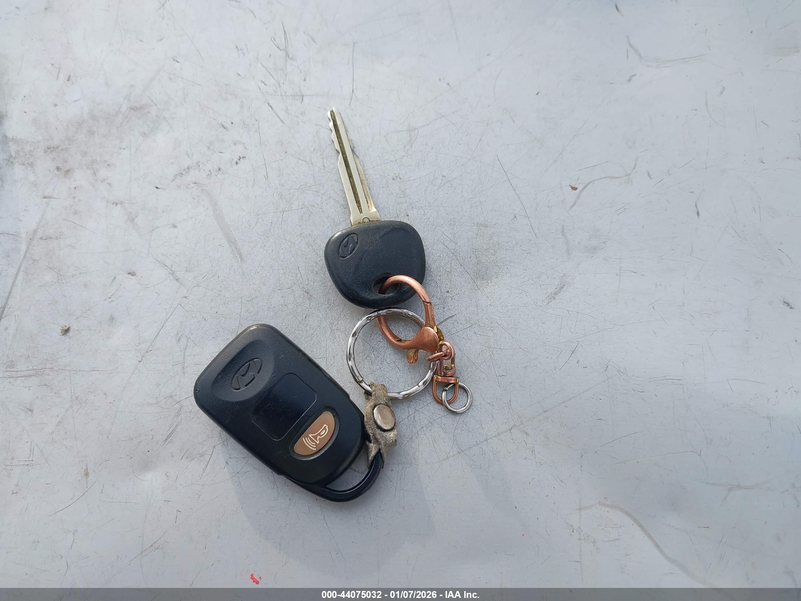 HYUNDAI ELANTRA image 11