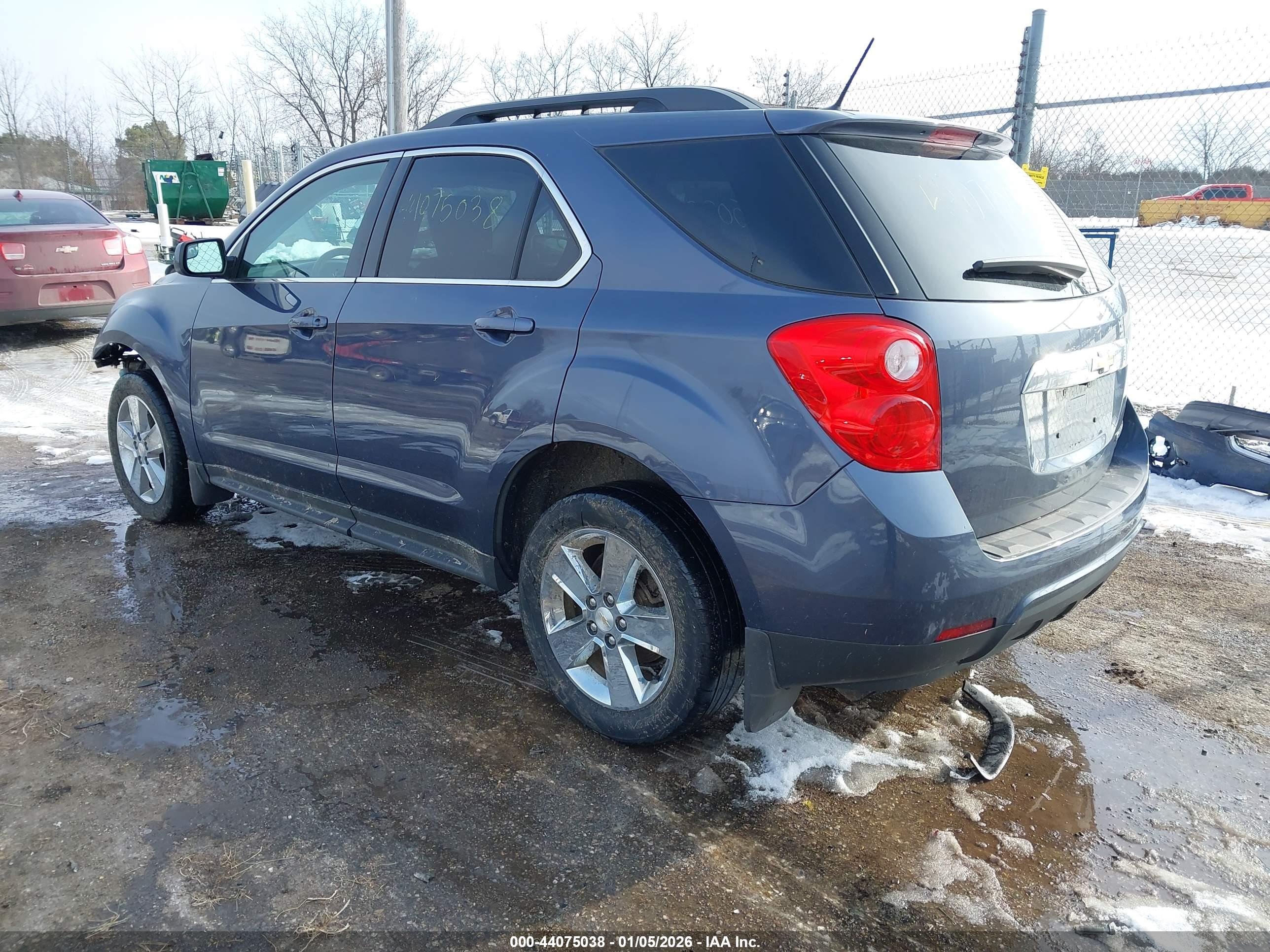 CHEVROLET EQUINOX image 3