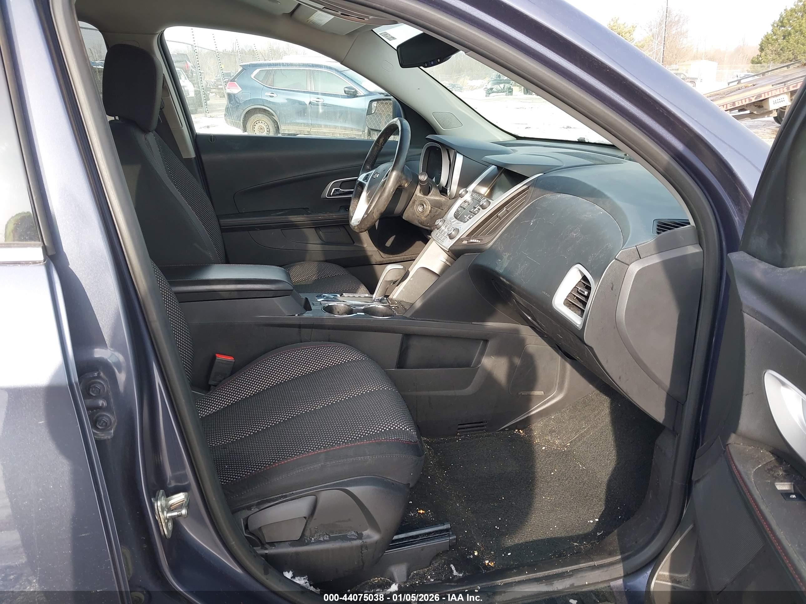 CHEVROLET EQUINOX image 5