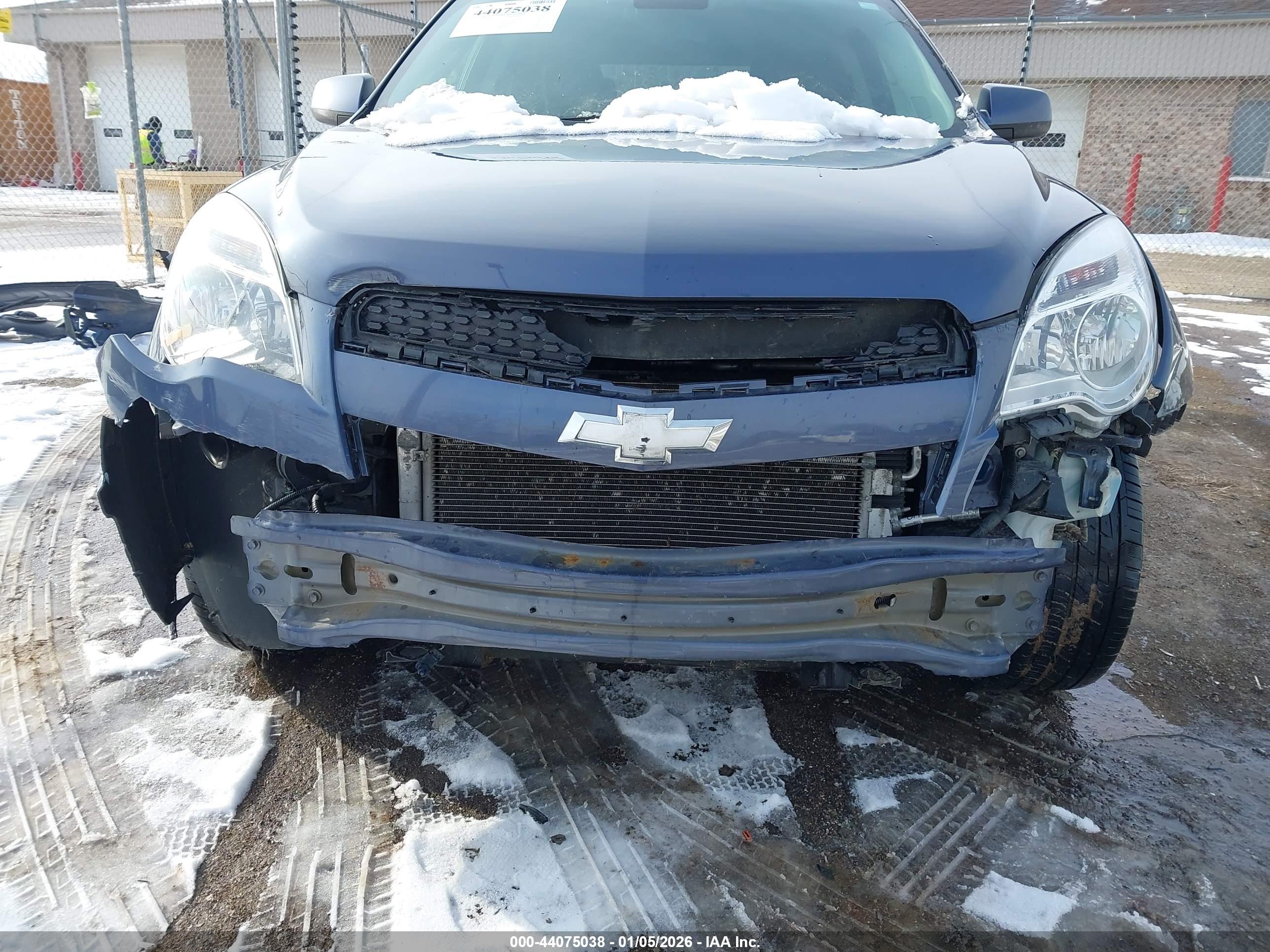 CHEVROLET EQUINOX image 6