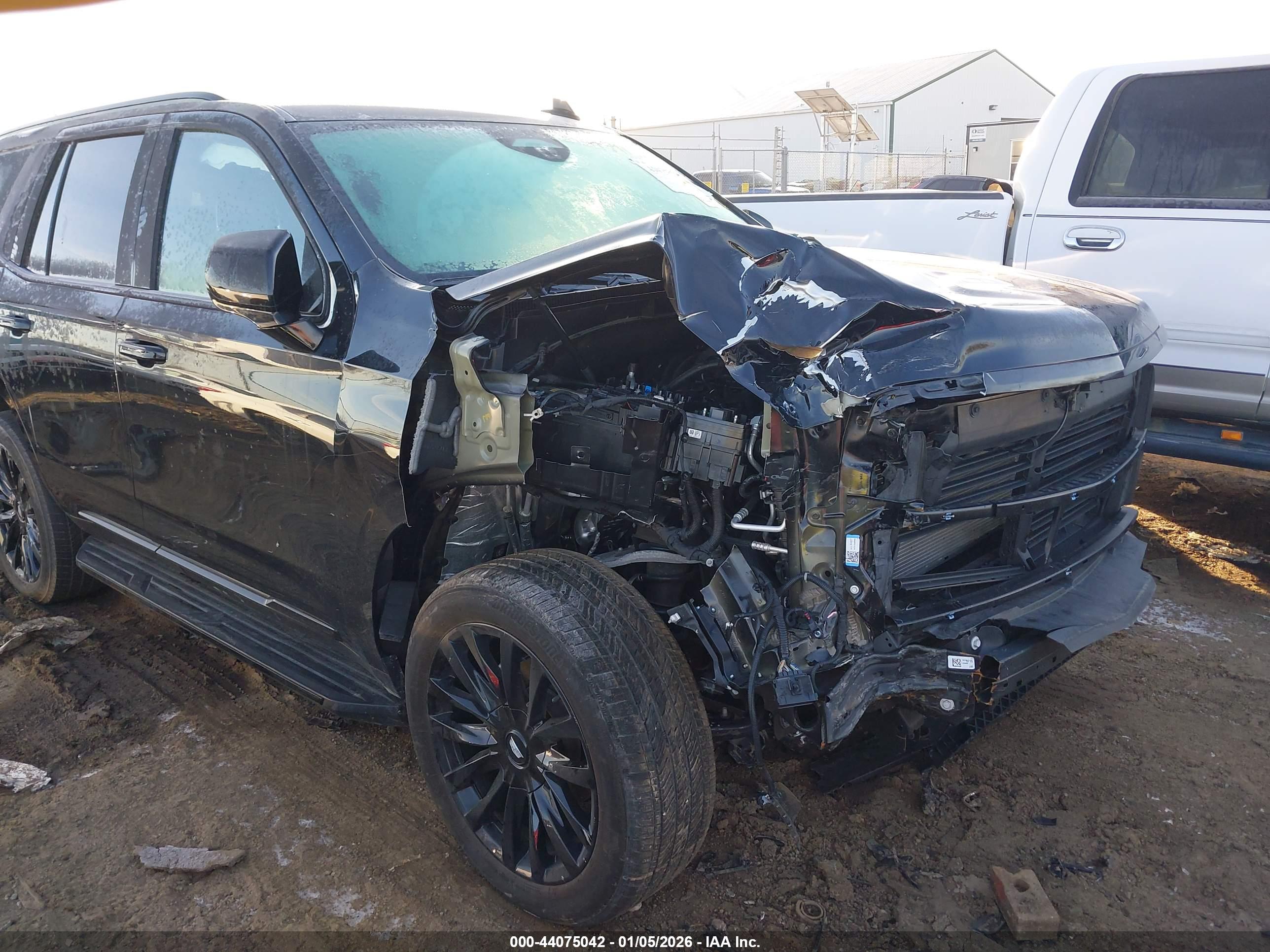 CADILLAC ESCALADE image 6