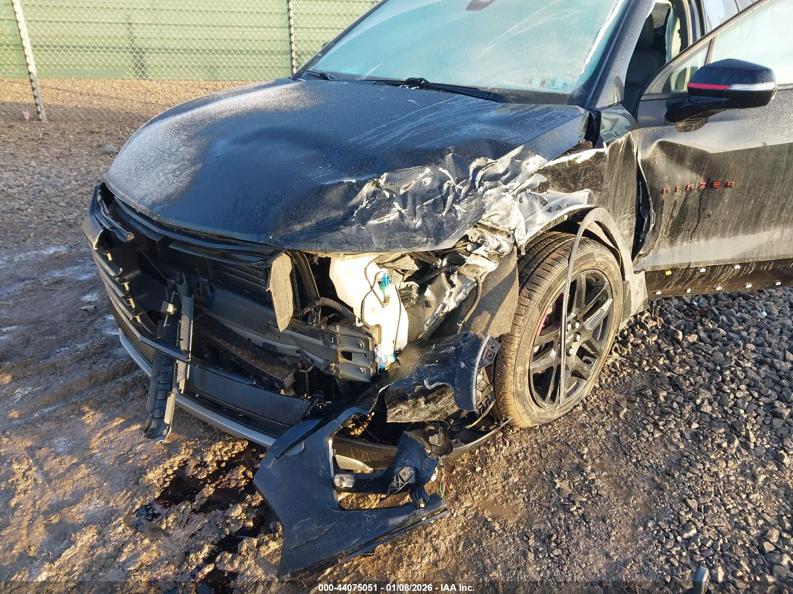 CHEVROLET BLAZER image 6
