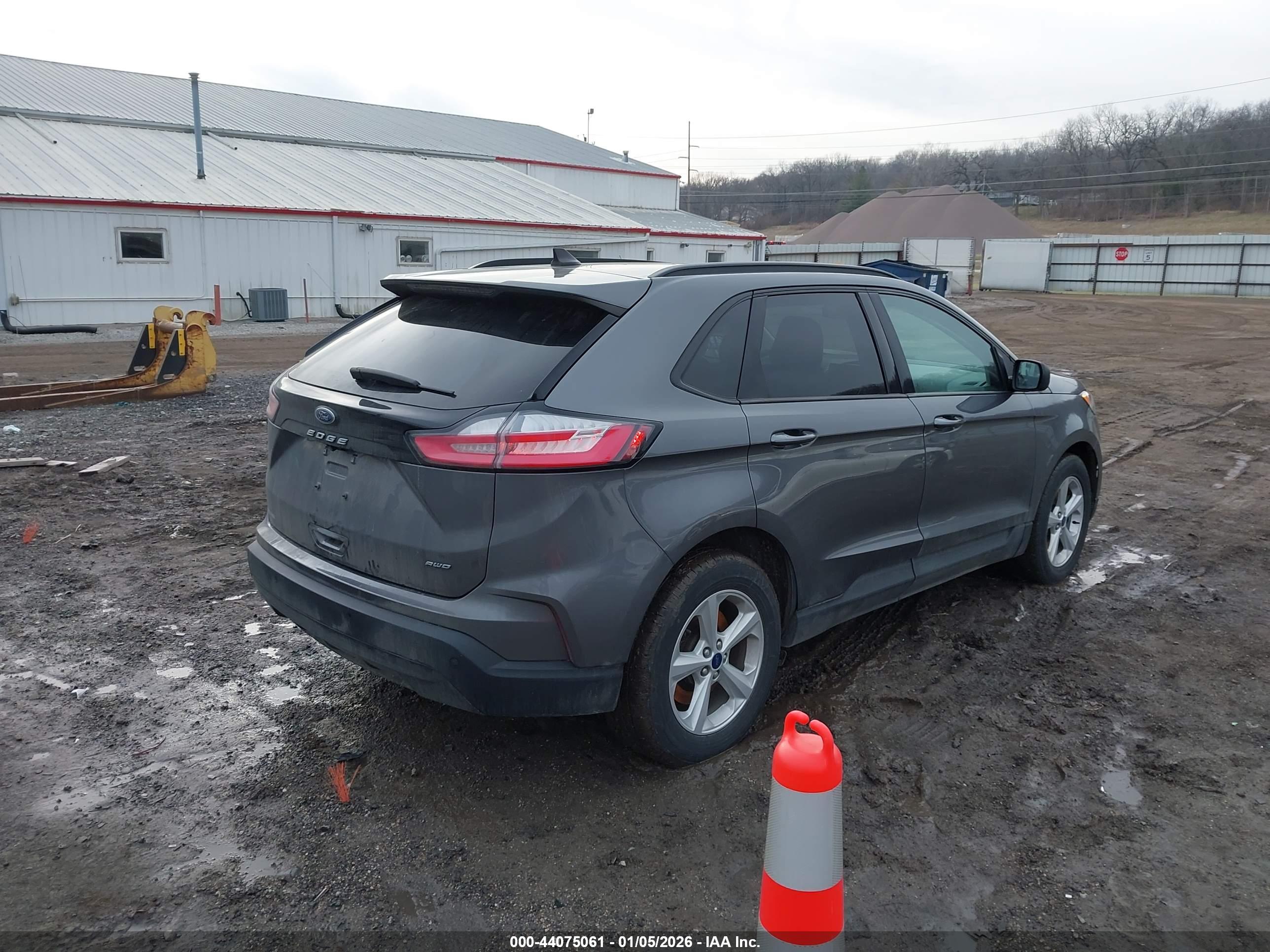 FORD EDGE image 4