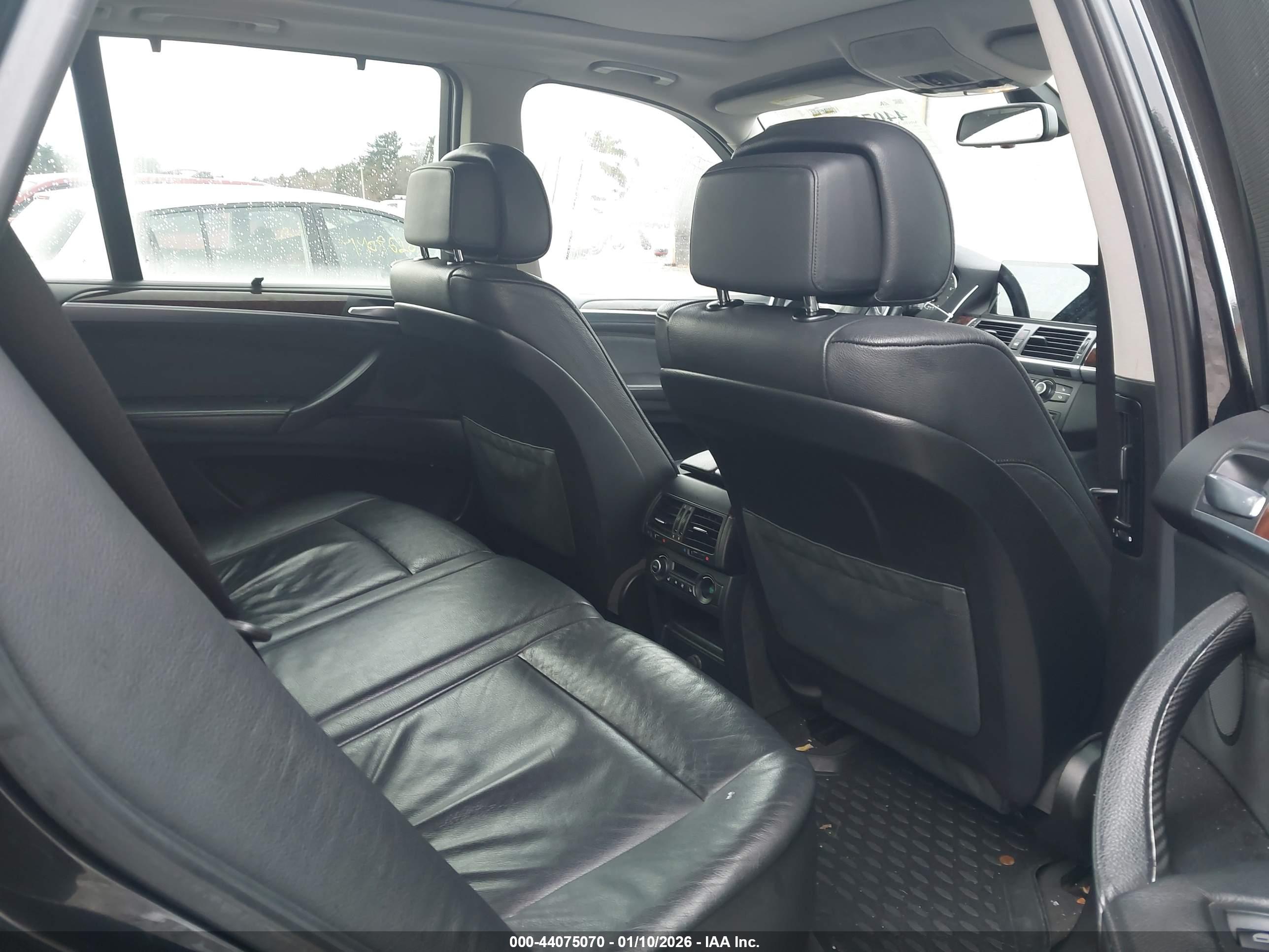 BMW X5 image 8