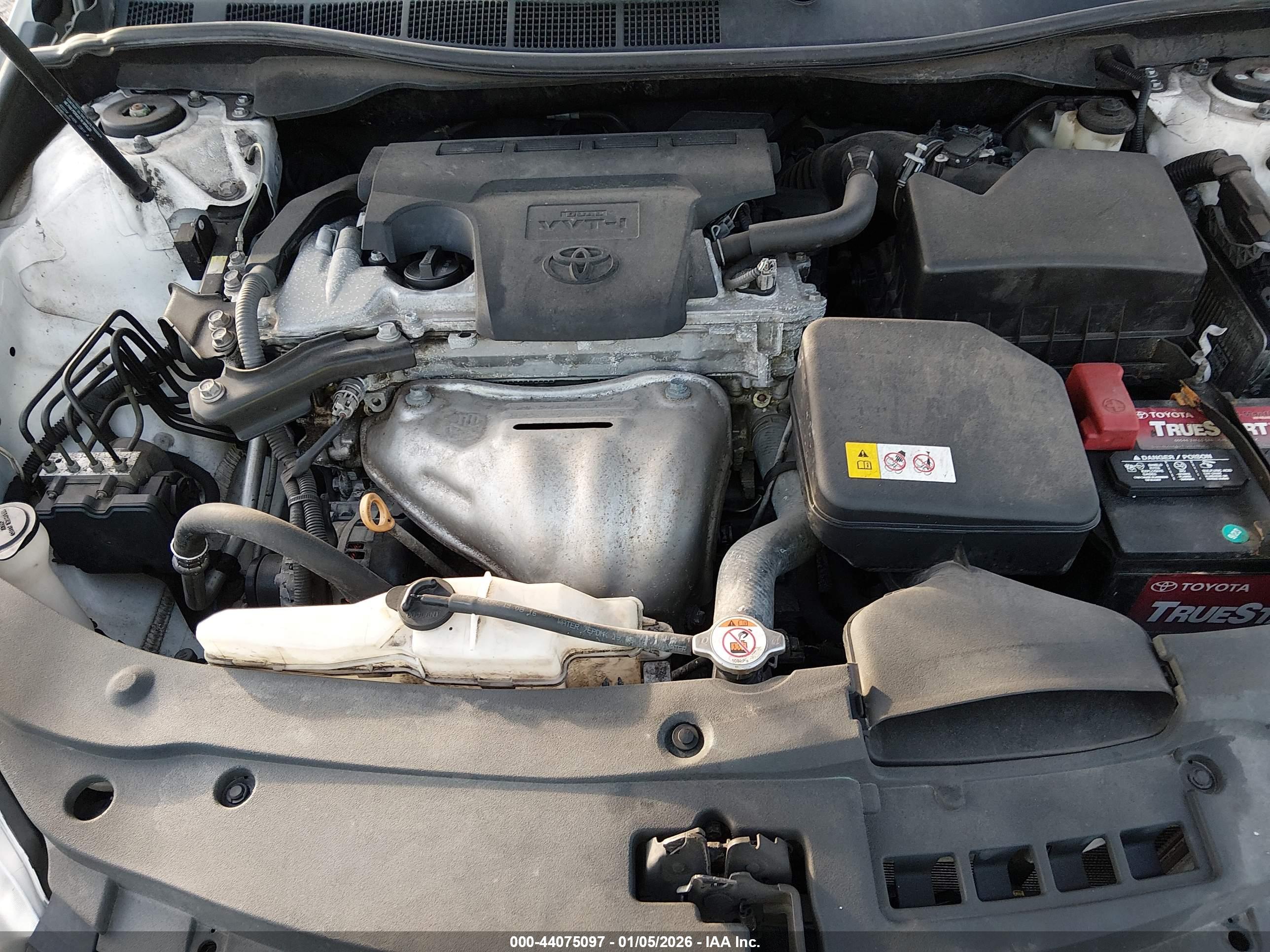 TOYOTA CAMRY image 10