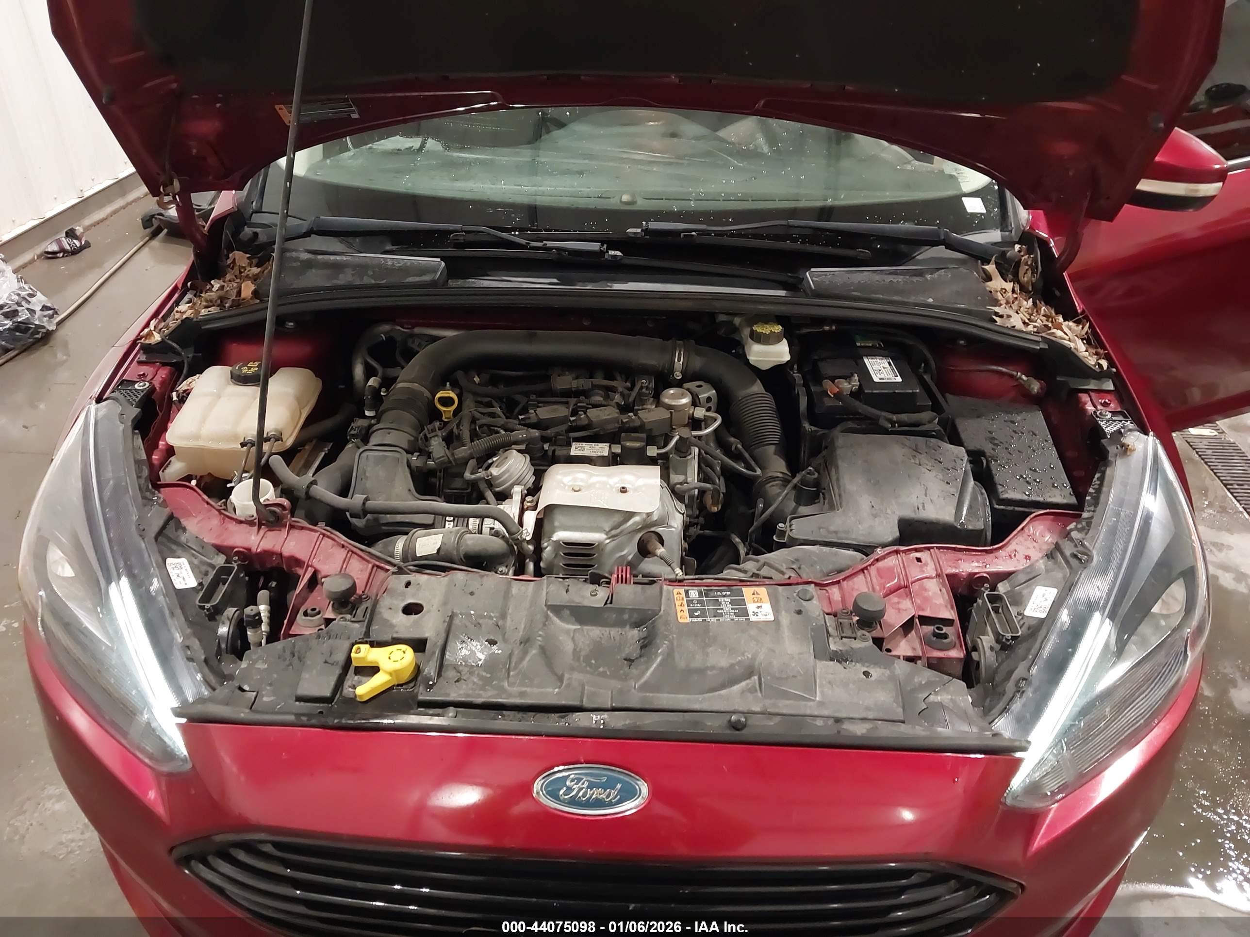 FORD FOCUS image 10