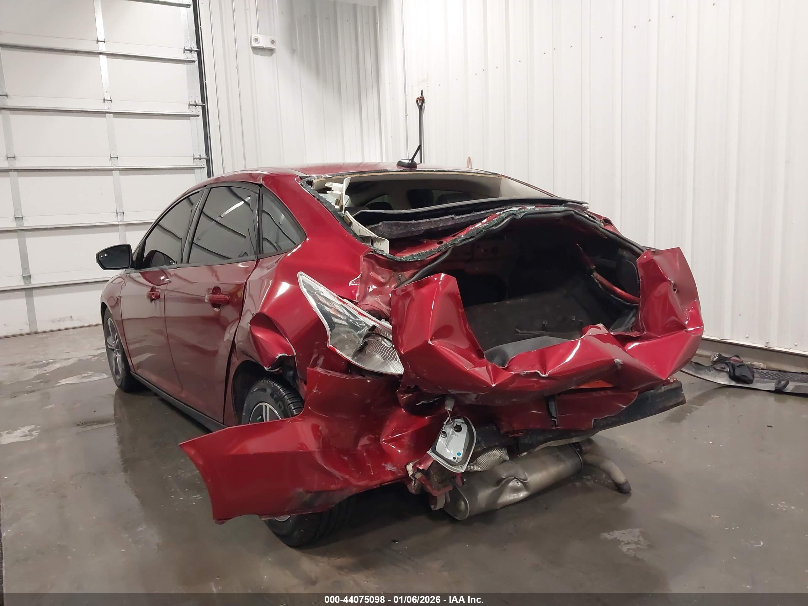 FORD FOCUS image 6