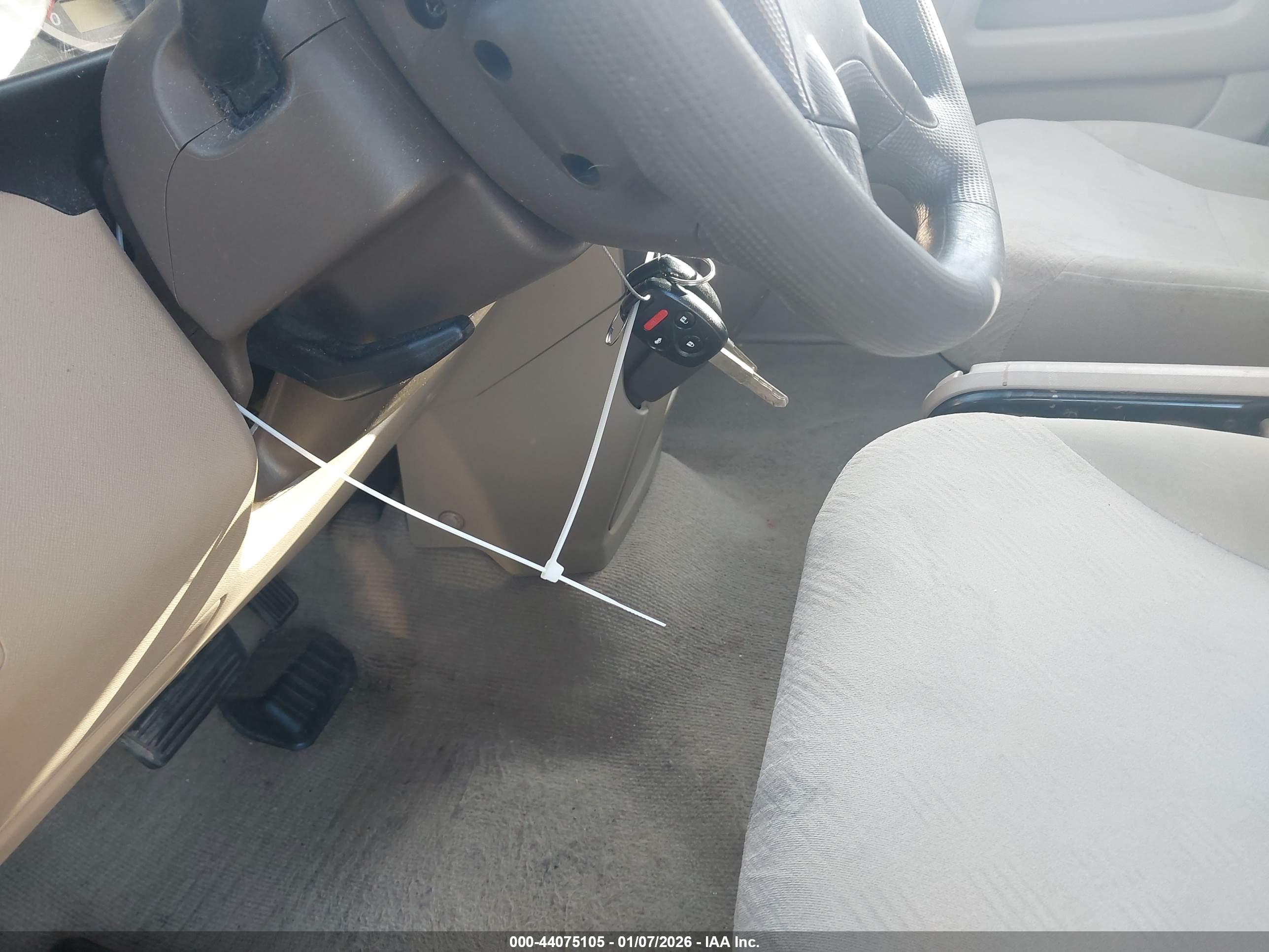 HONDA CR-V image 11