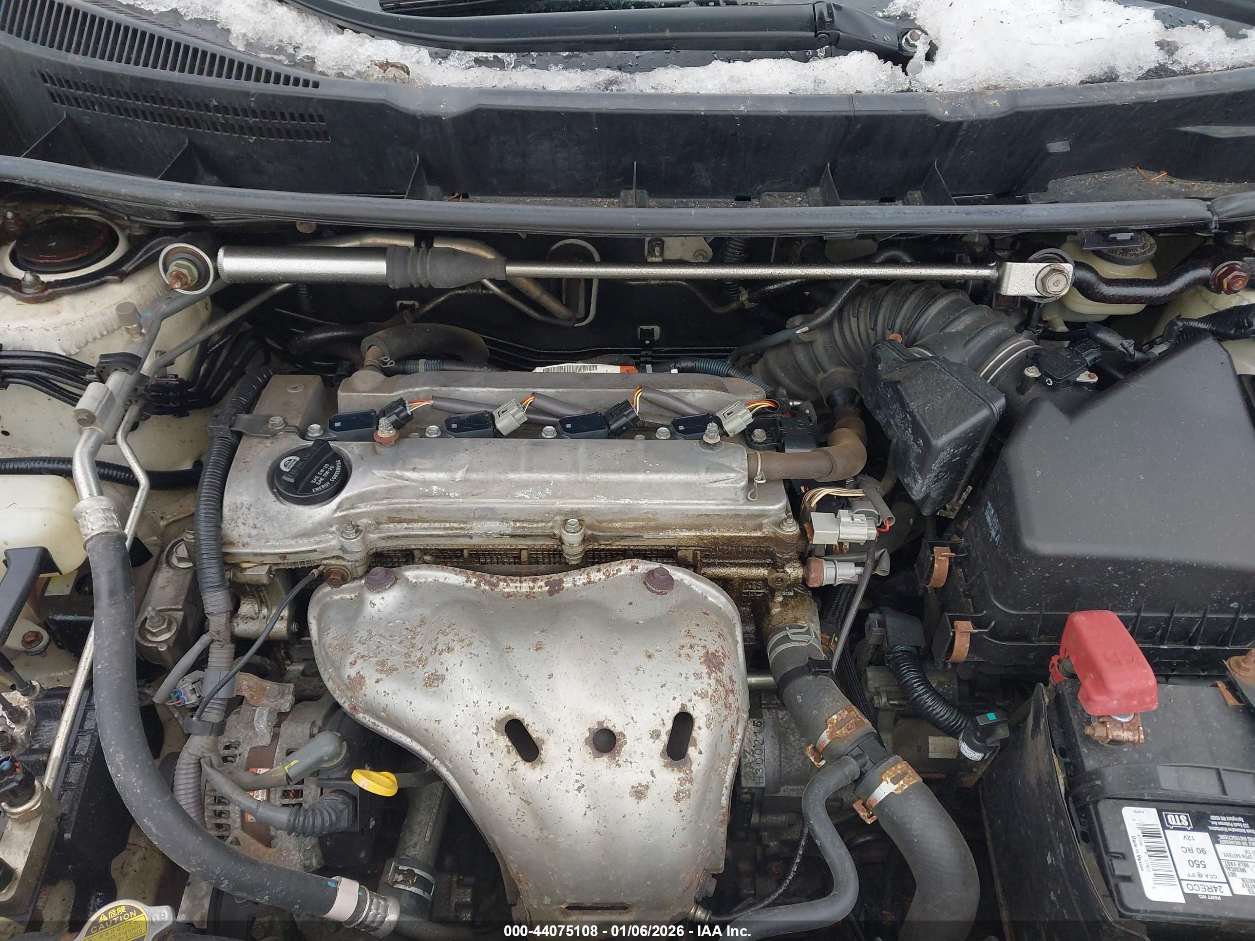 PONTIAC VIBE image 10
