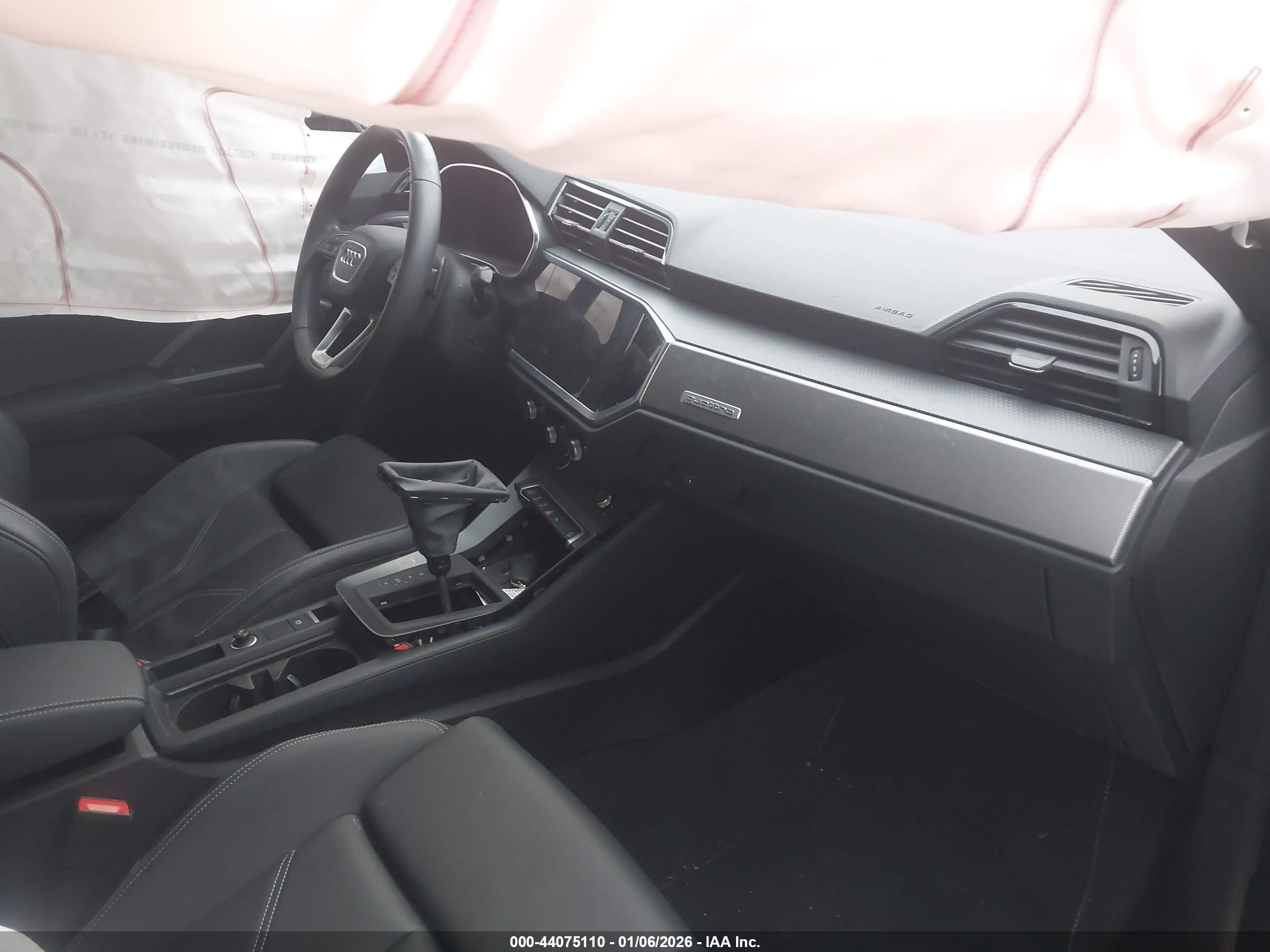 AUDI Q3 image 5