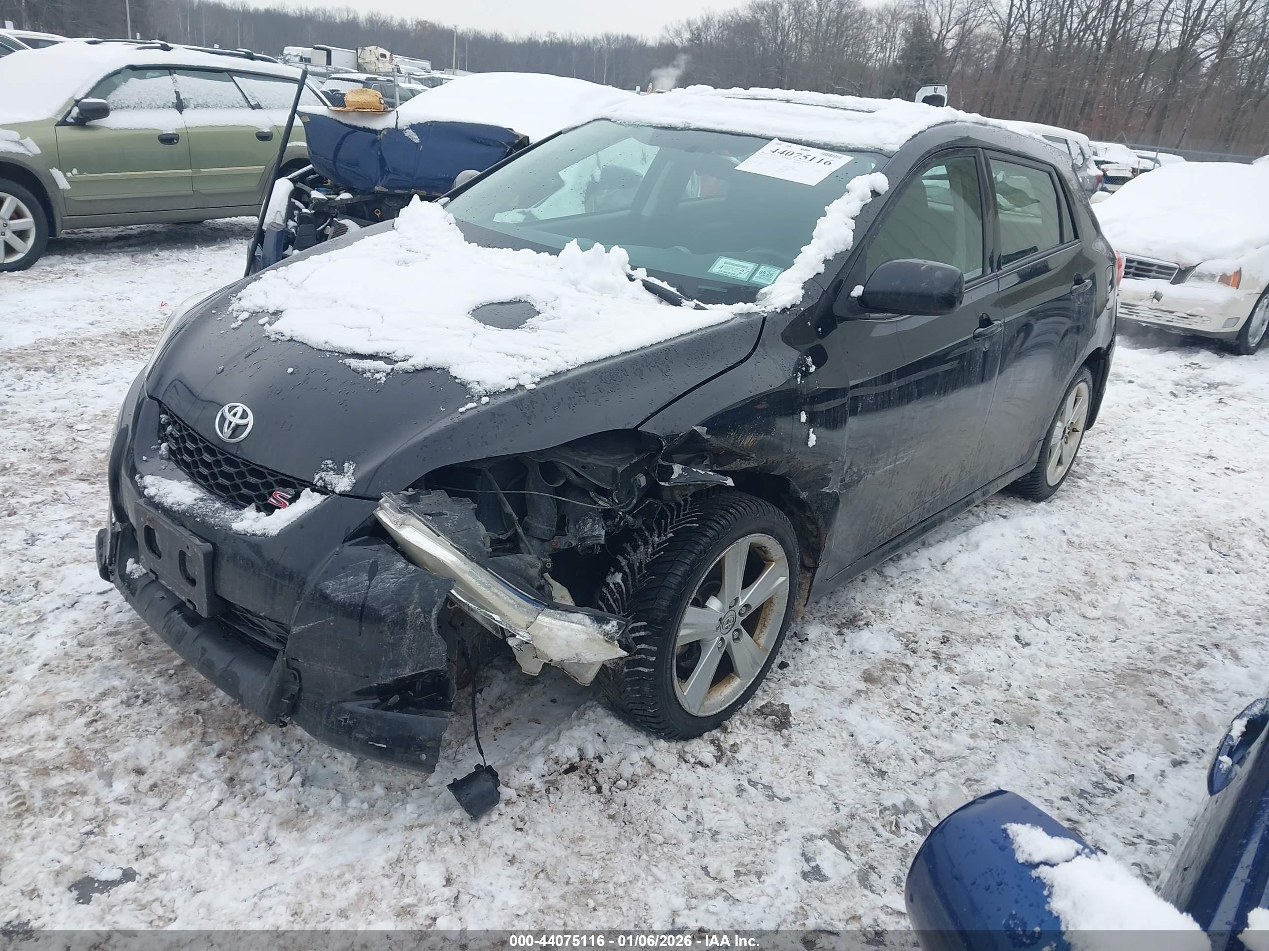 TOYOTA MATRIX image 2