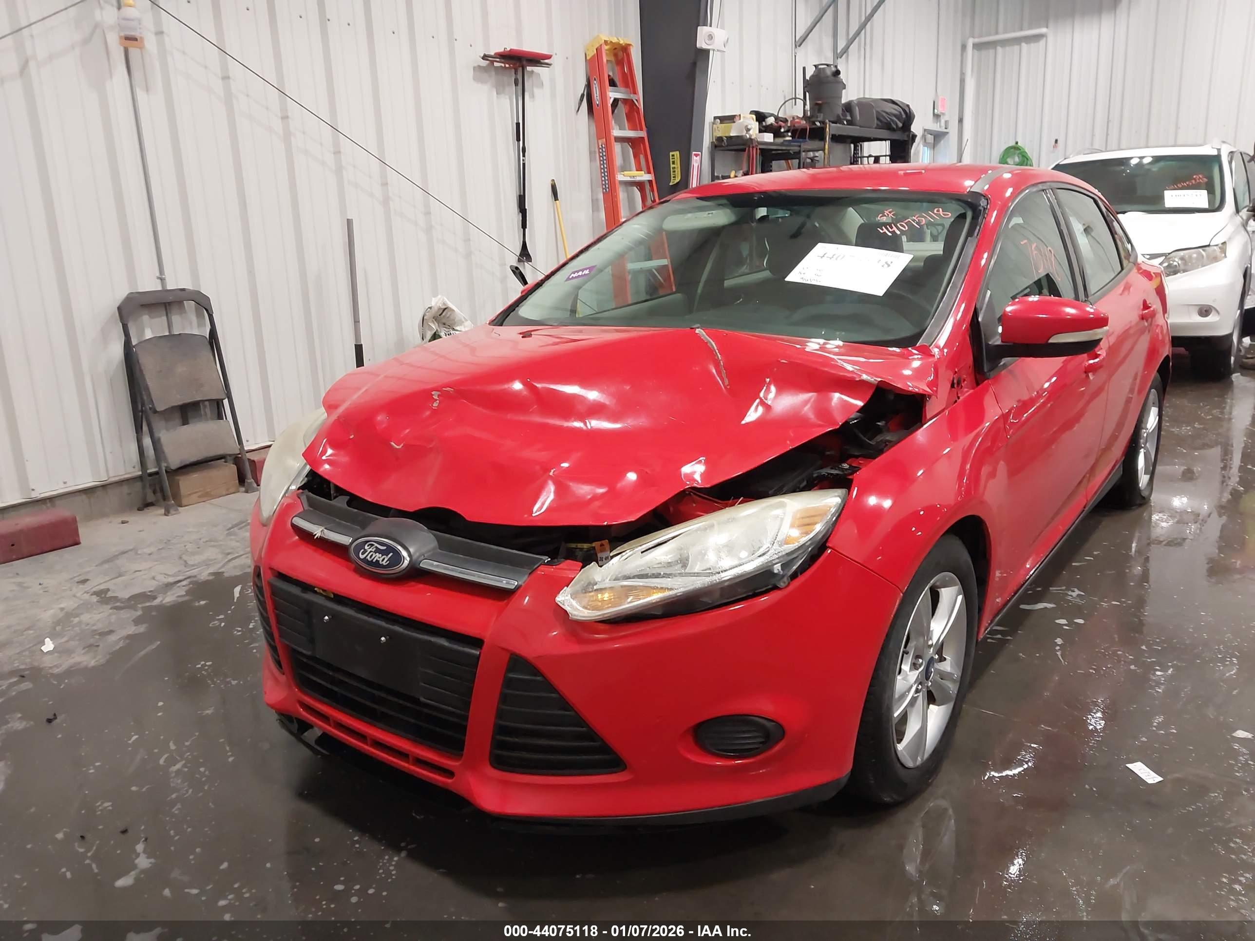 FORD FOCUS image 6
