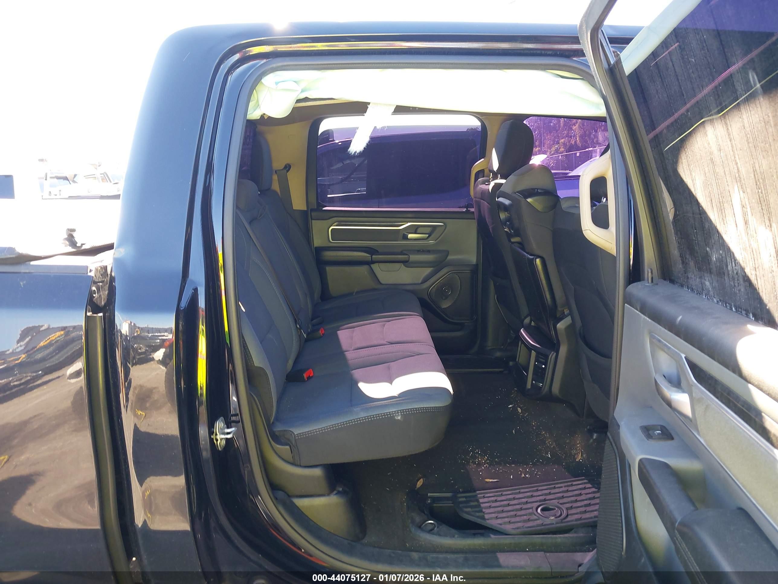 RAM 1500 image 8