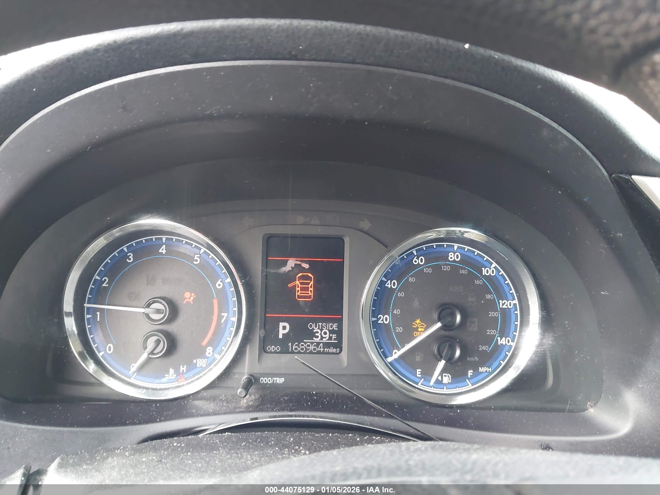 TOYOTA COROLLA image 7