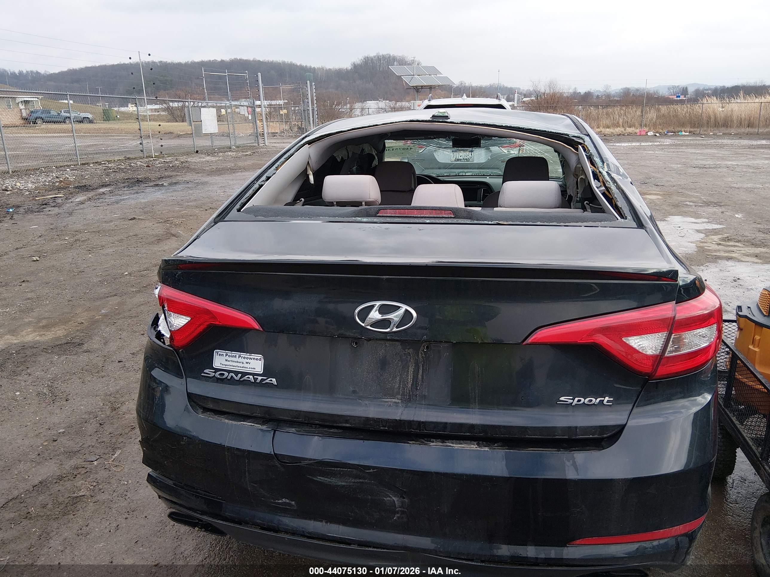 HYUNDAI SONATA image 6