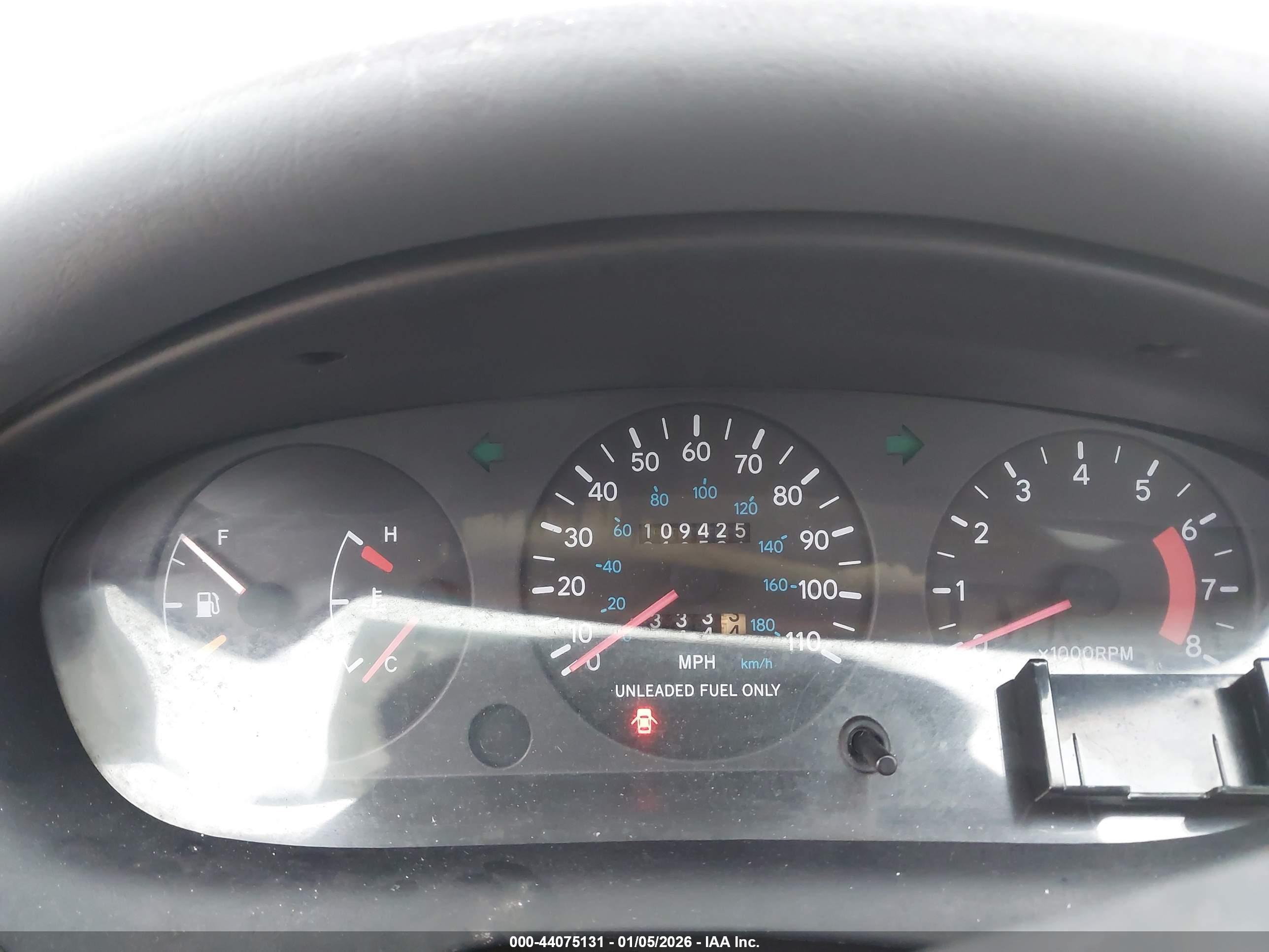 GEO PRIZM image 7