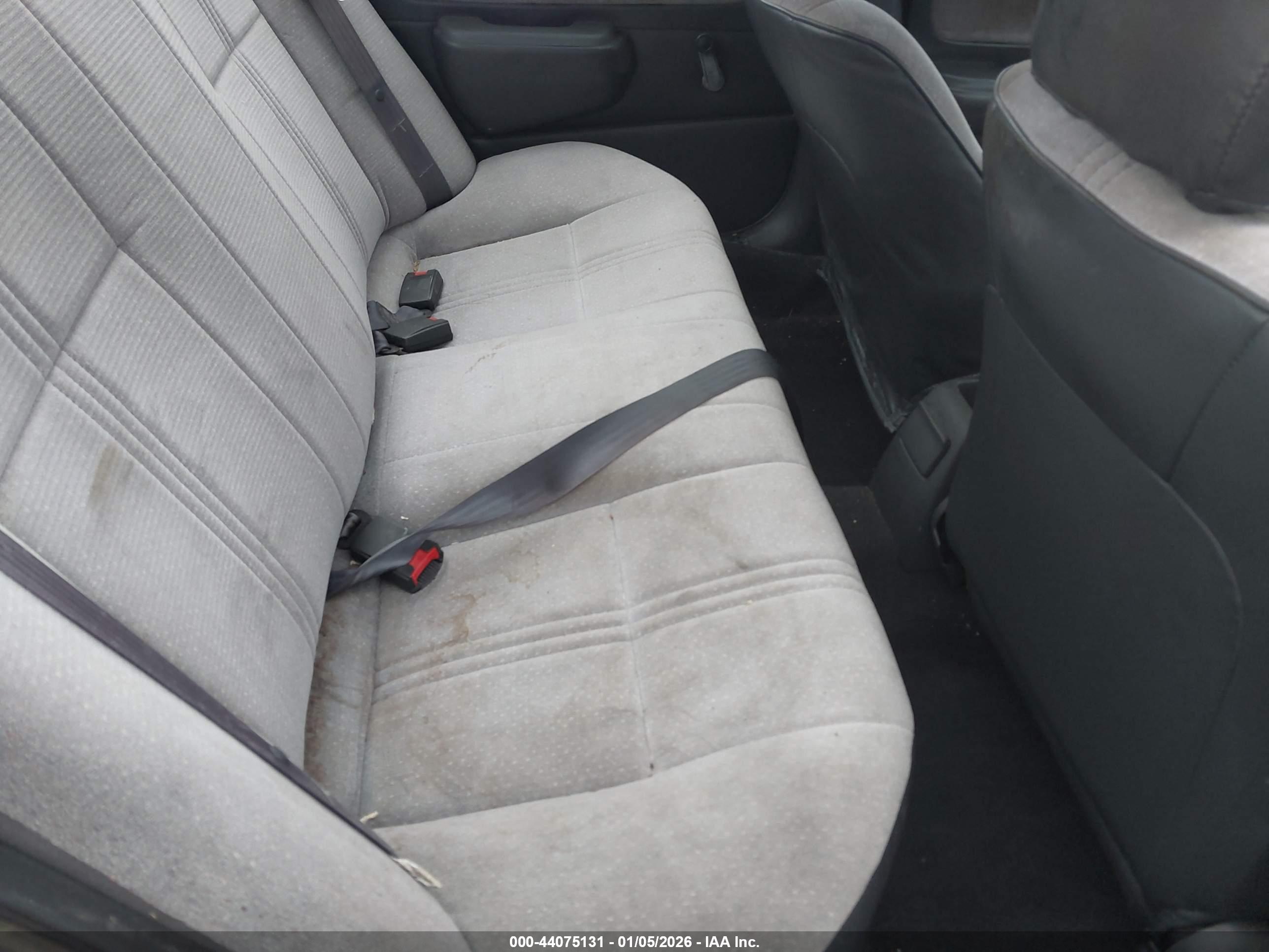 GEO PRIZM image 8