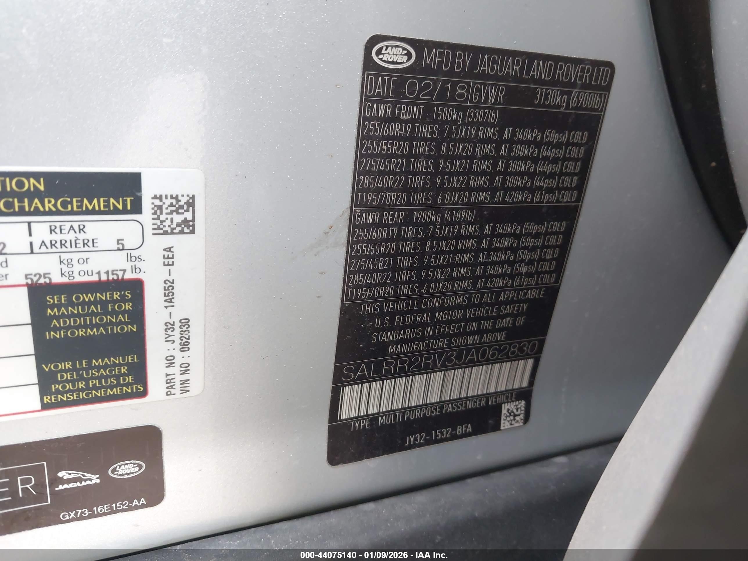 LAND ROVER image 9