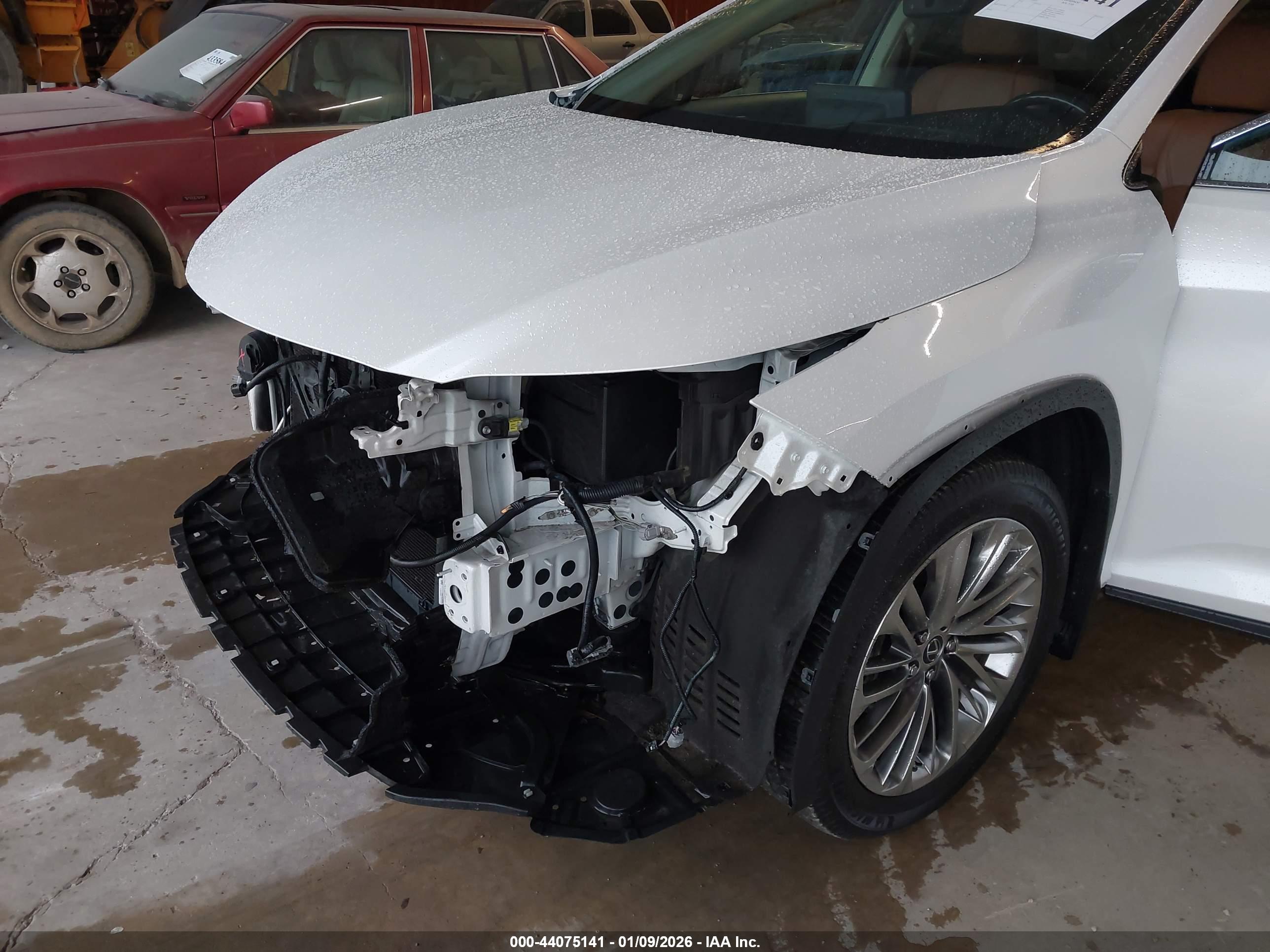 LEXUS RX image 6