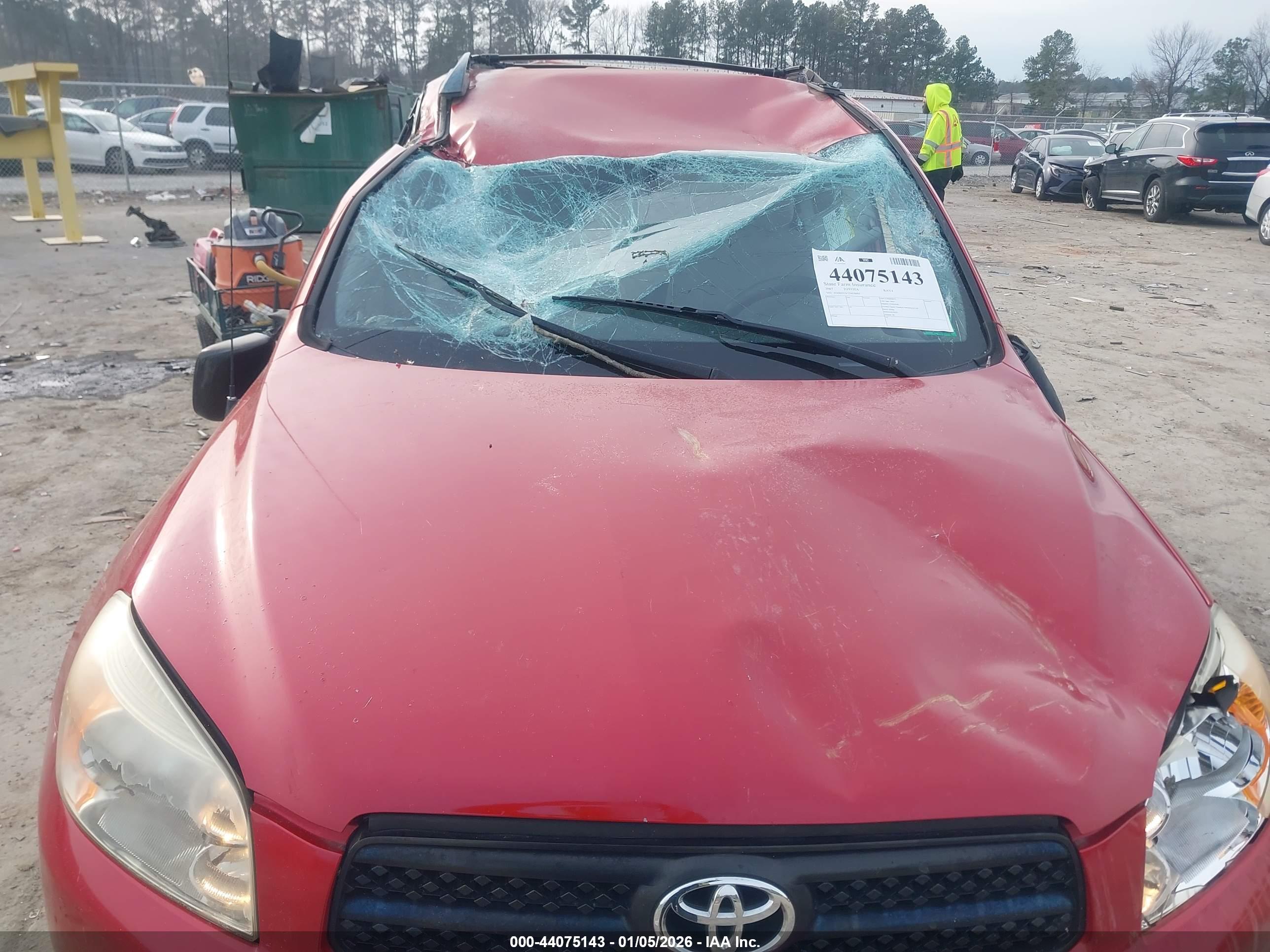 TOYOTA RAV4 image 6