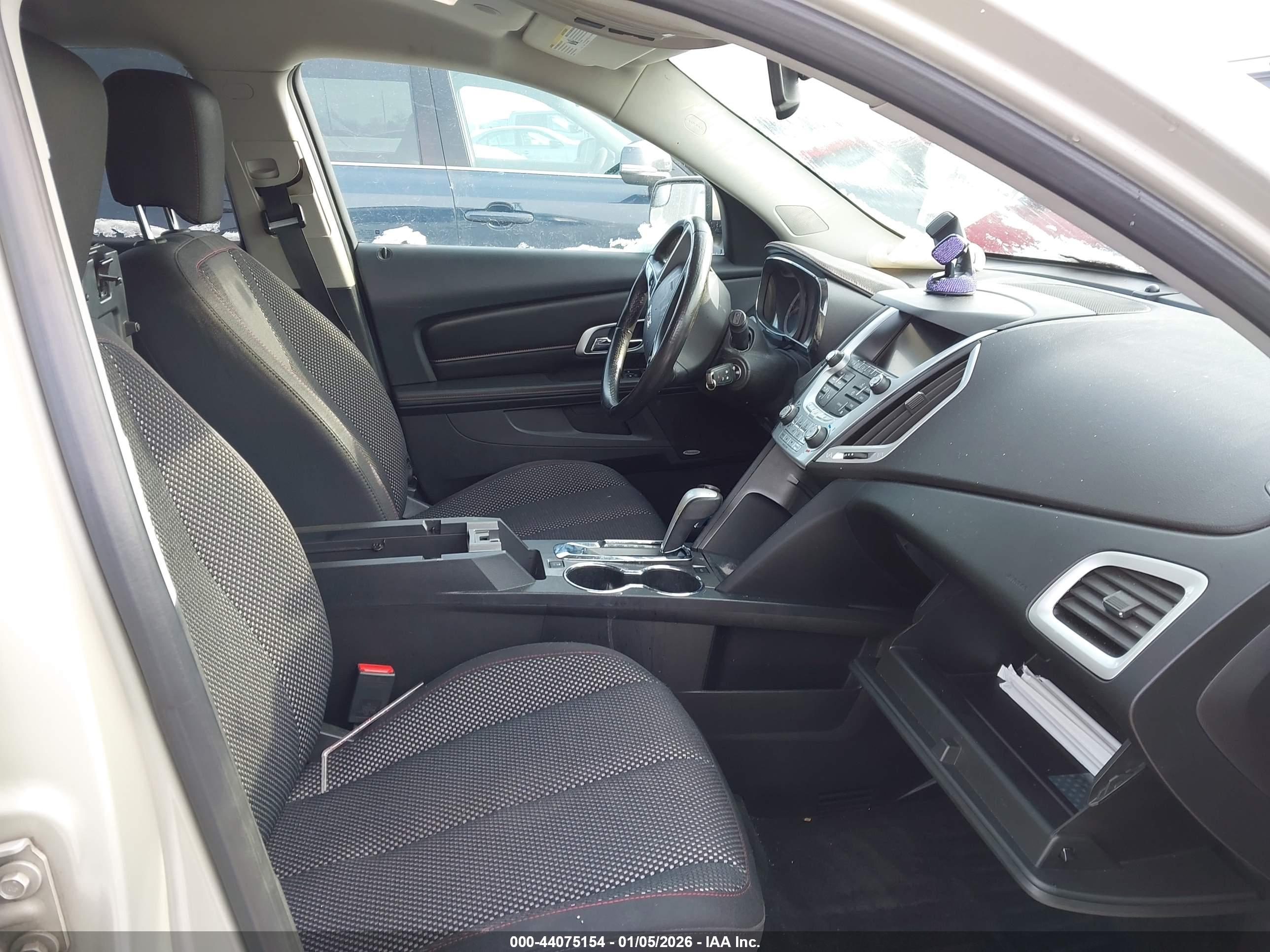 GMC TERRAIN image 5