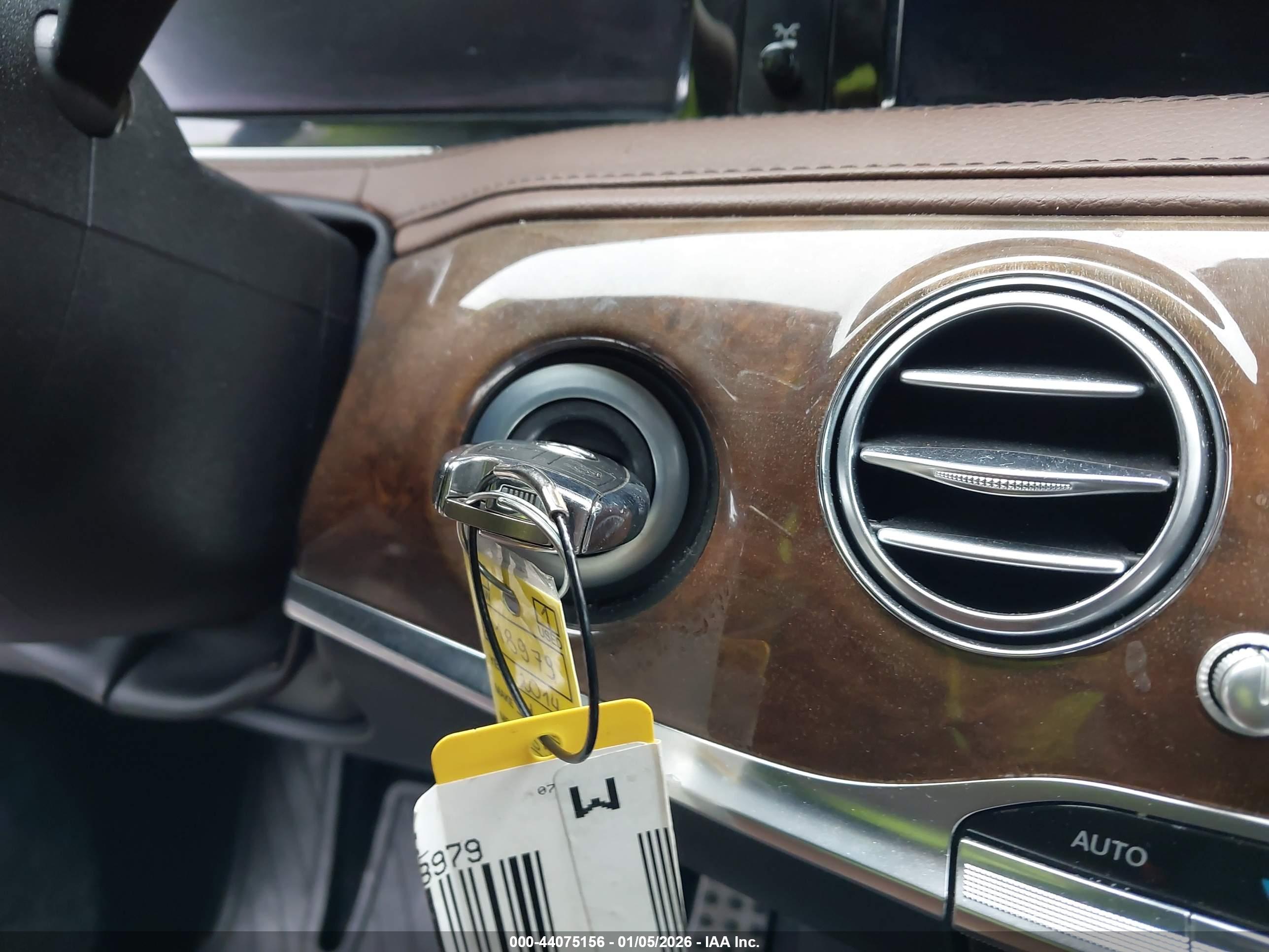 MERCEDES-BENZ S image 11